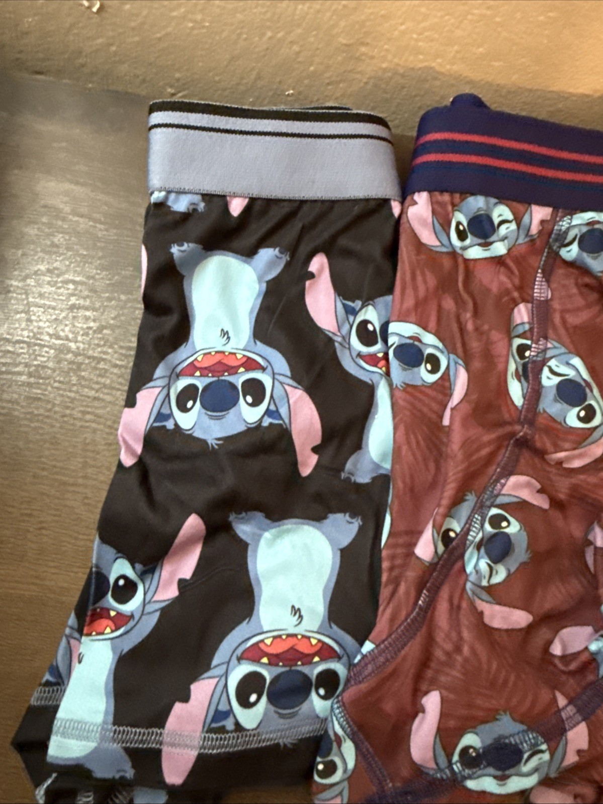 DC SUPERMAN & RICK & MORTY STICH BOXER BRIEFS S(28-30) TOTAL OF 5 PAIRS.