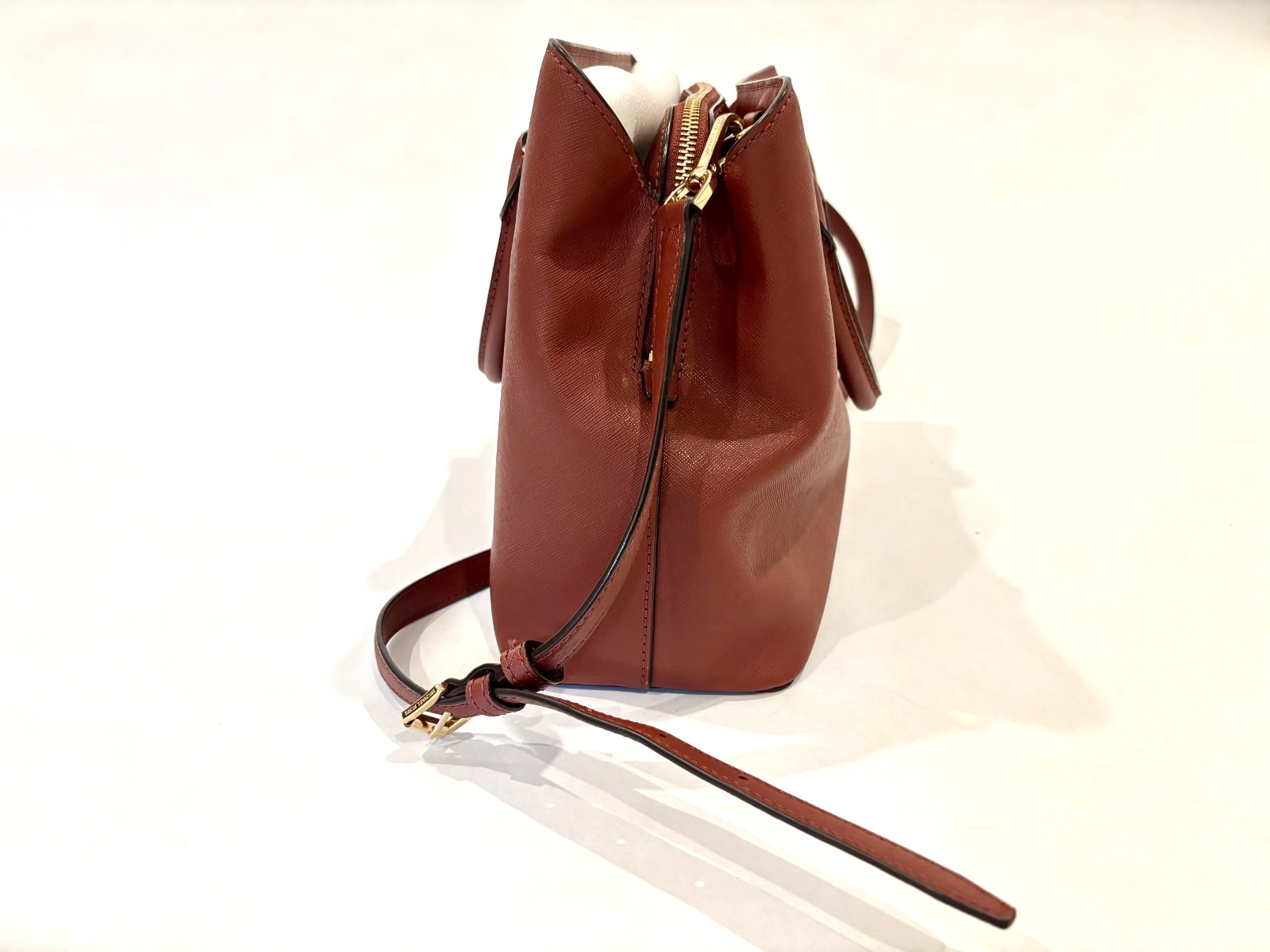 New Michael Kors Savannah Saffiano Leather Large Satchel – Brick – Authentic