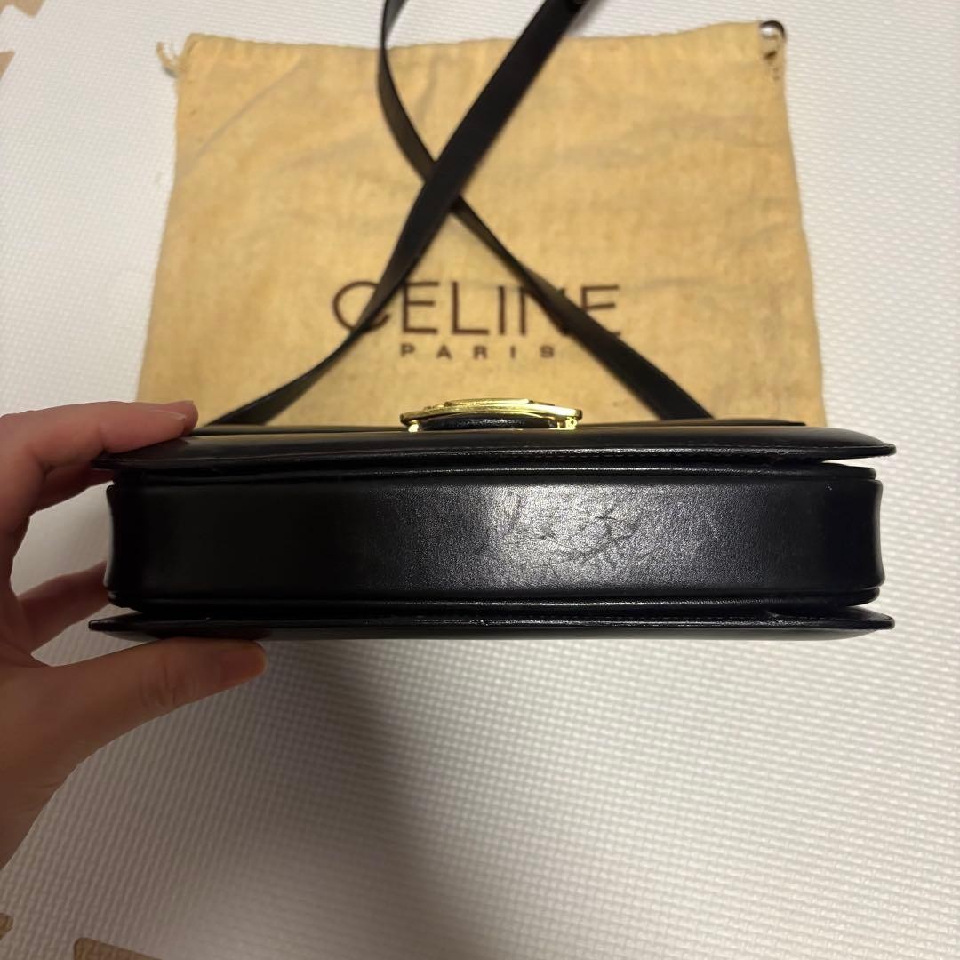 CELINE Black Leather Vintage Shoulder Bag Horsebit Carriage Hardware Authentic