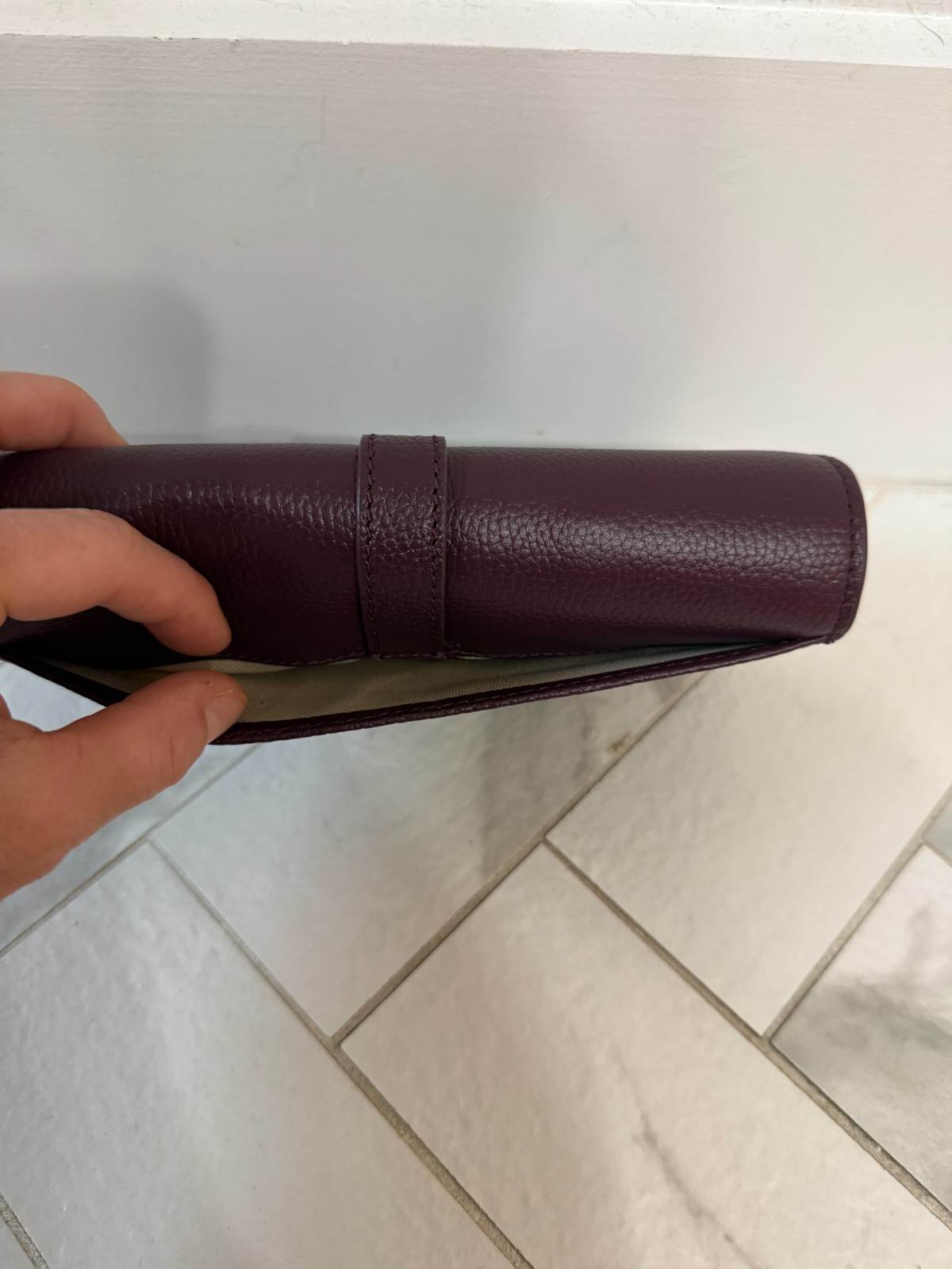 NWT COLE HAAN Collection “Black Garnet” Leather Wallet On A Chain Crossbody Bag