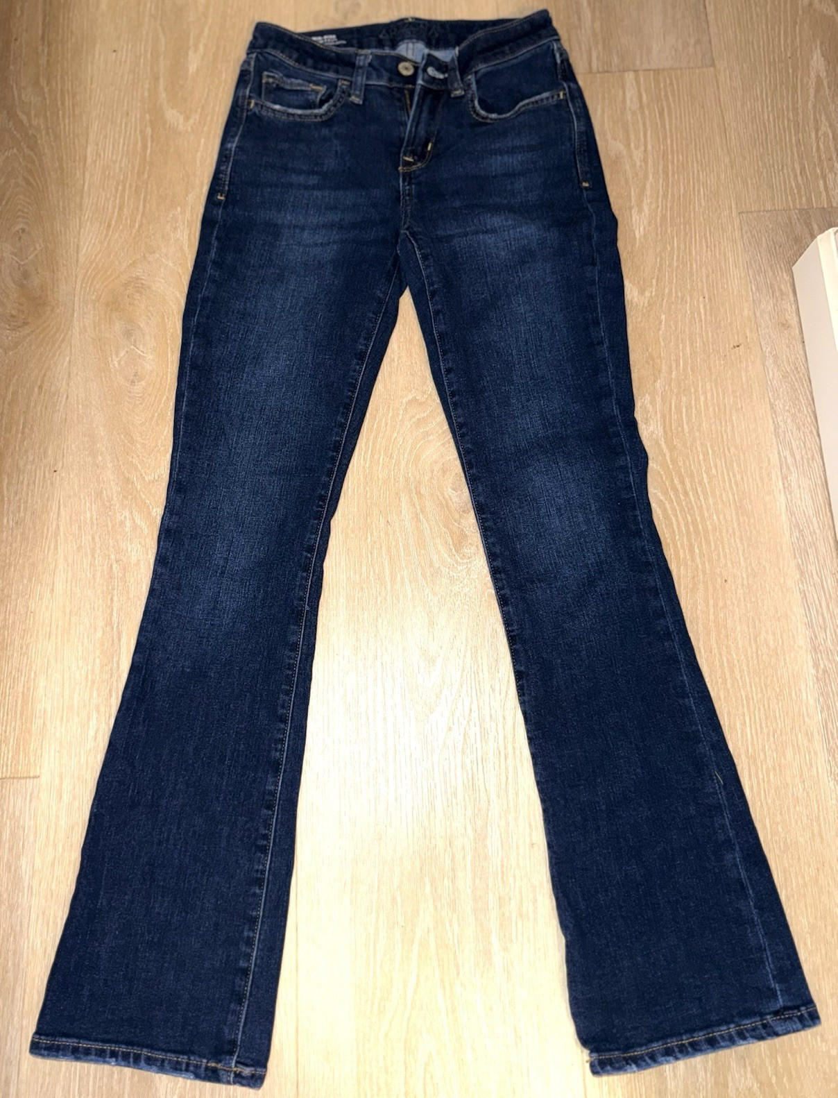 Arizona Jeans Co Women’s Juniors Size 3 Mid-Rise Bootcut Dark Wash Stretch