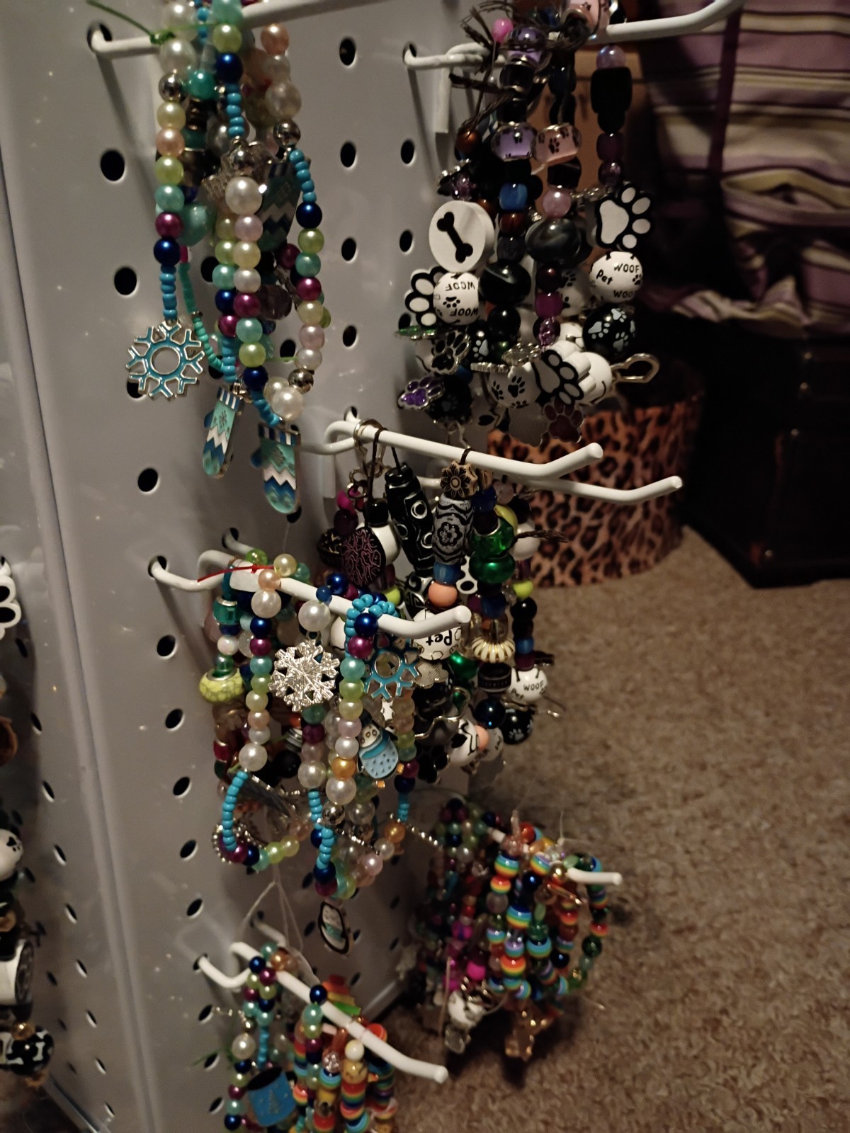 Handmade Keychain Key Rings Bracelets Dreamcatchers Pic Frames Painted Pictures