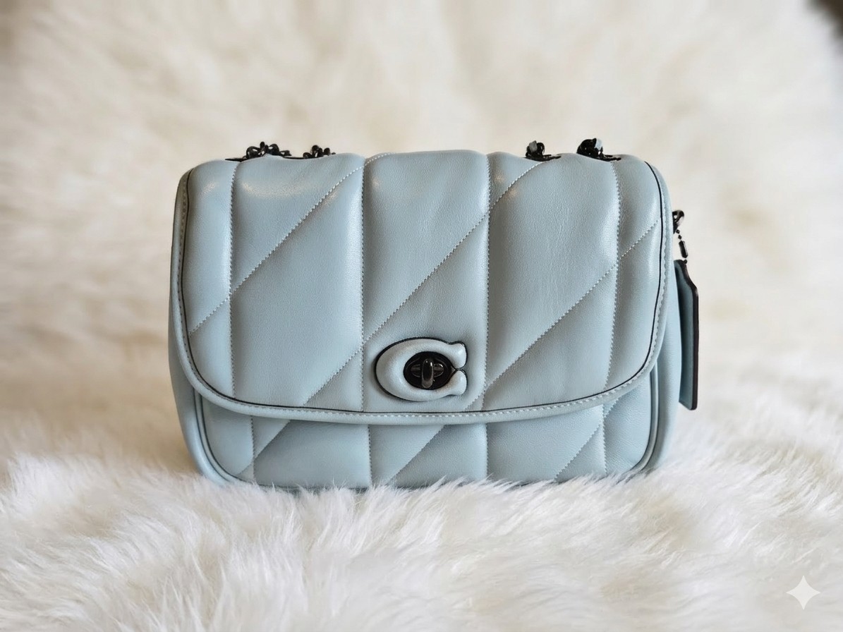 COACH Quilted Madison, Full Size. Aqua, GUC