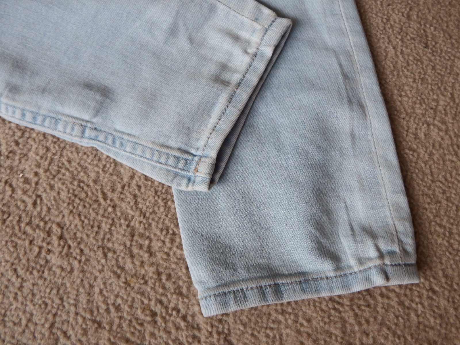 H&M Divided Light Blue Wash Denim Skinny Jegging Jeans Mid Rise Size 8 Stretchy