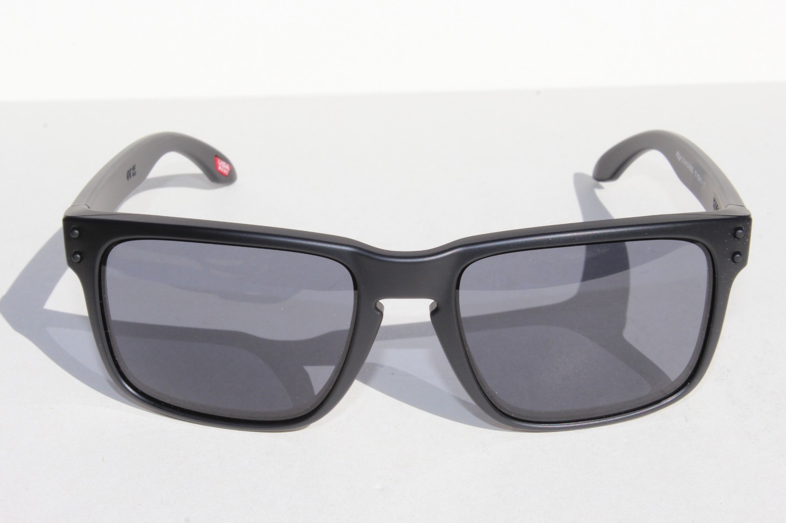 OAKLEY Holbrook Sunglasses Matte Black/Grey USA FLAG RARE OO9102-E6 NEW