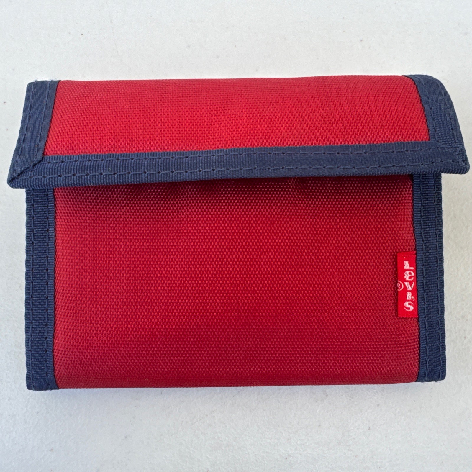 VTG 90s LEVI’S Wallet Nylon 5×3.5 Red and Blue Bifold Billfold NOS, Taiwan