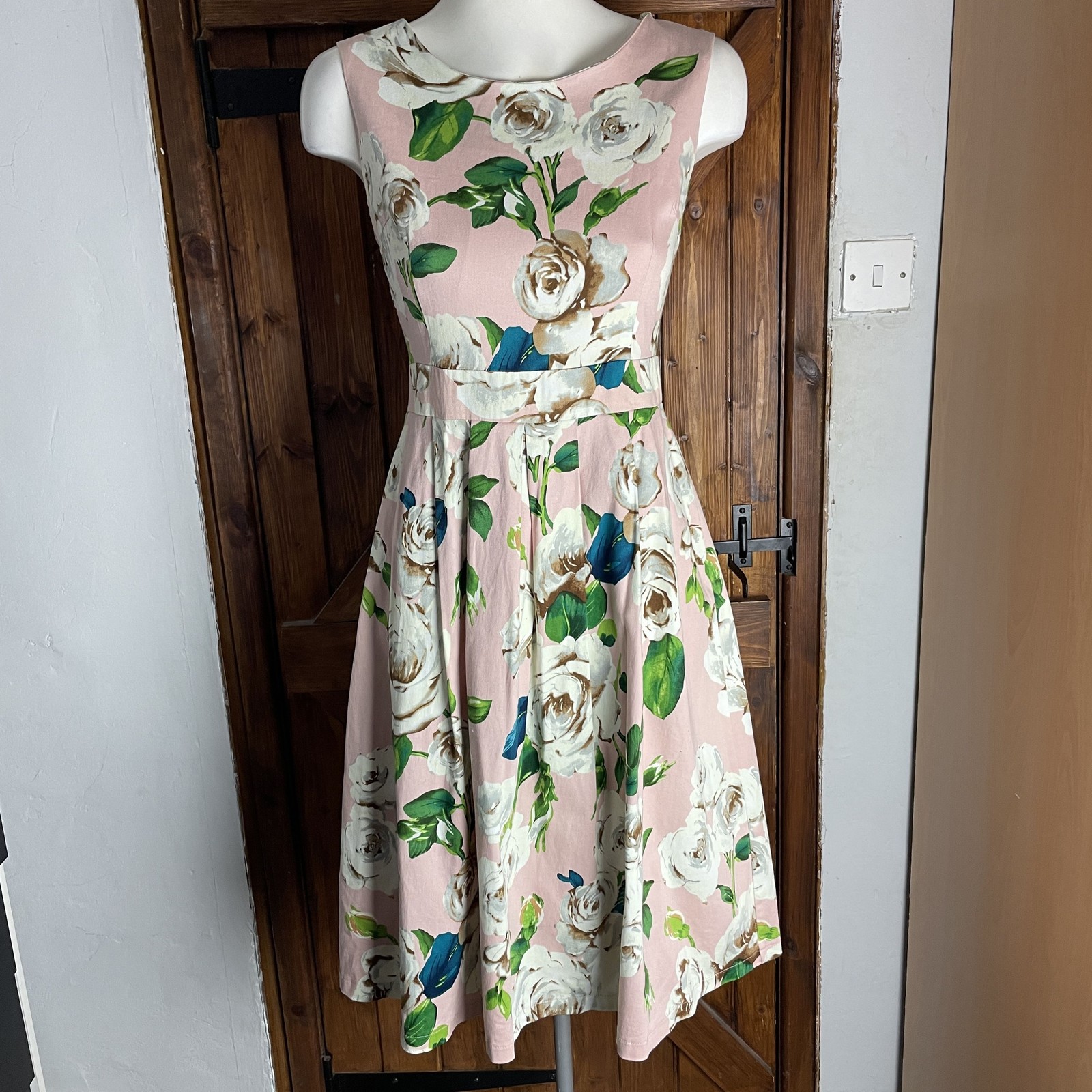 Jolie Moi Pink Floral Sleeveless Pleated Midi Flare Occasion Dress UK 10