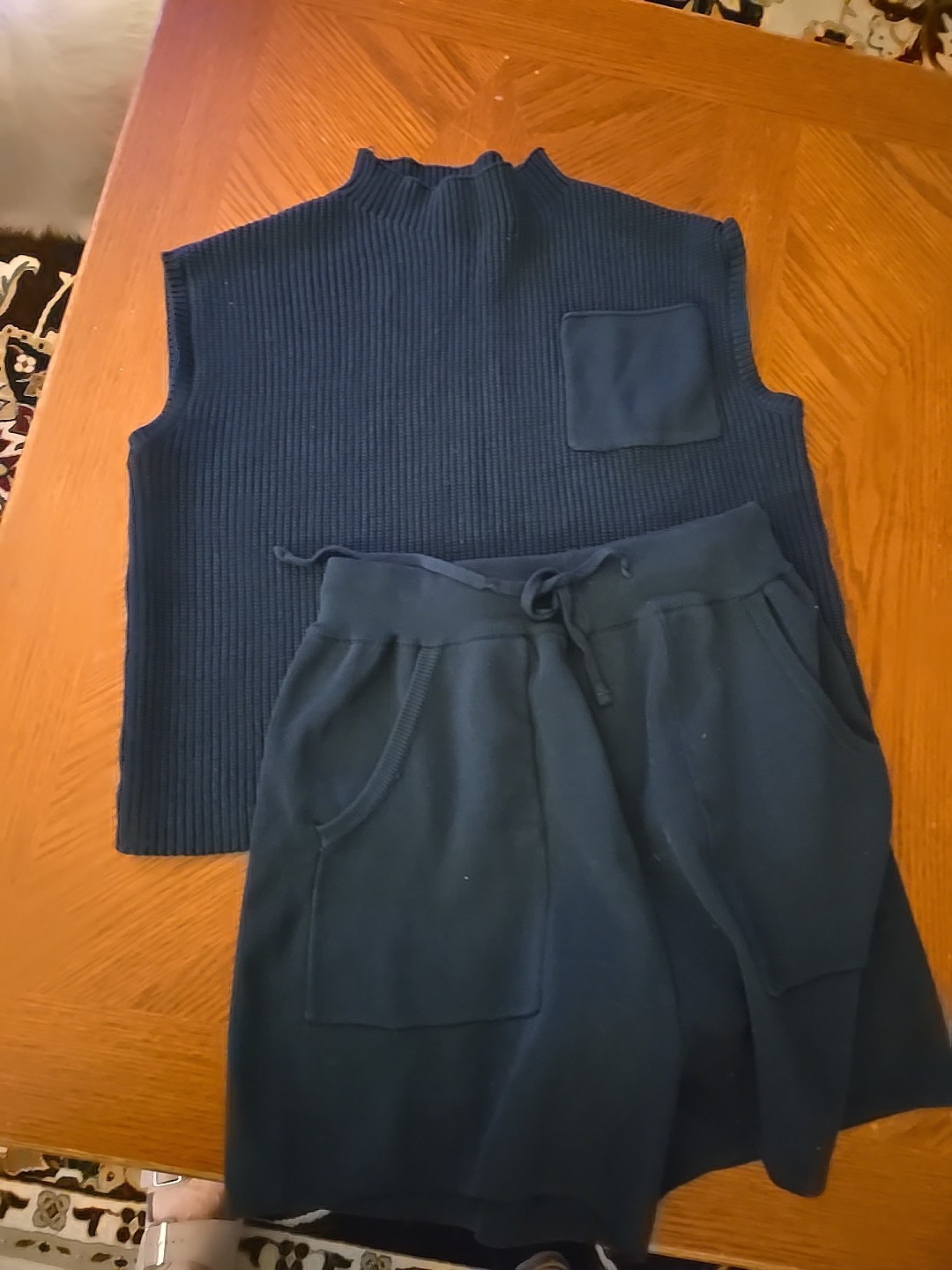 XS Capped Sleeve Sweater Short Set In Deep Green