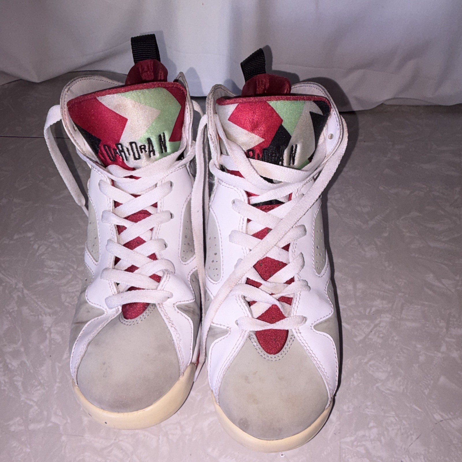Jordan Air Jordan 7 Retro High Top Leather Sneaker 7Y White/Gray 304774-125