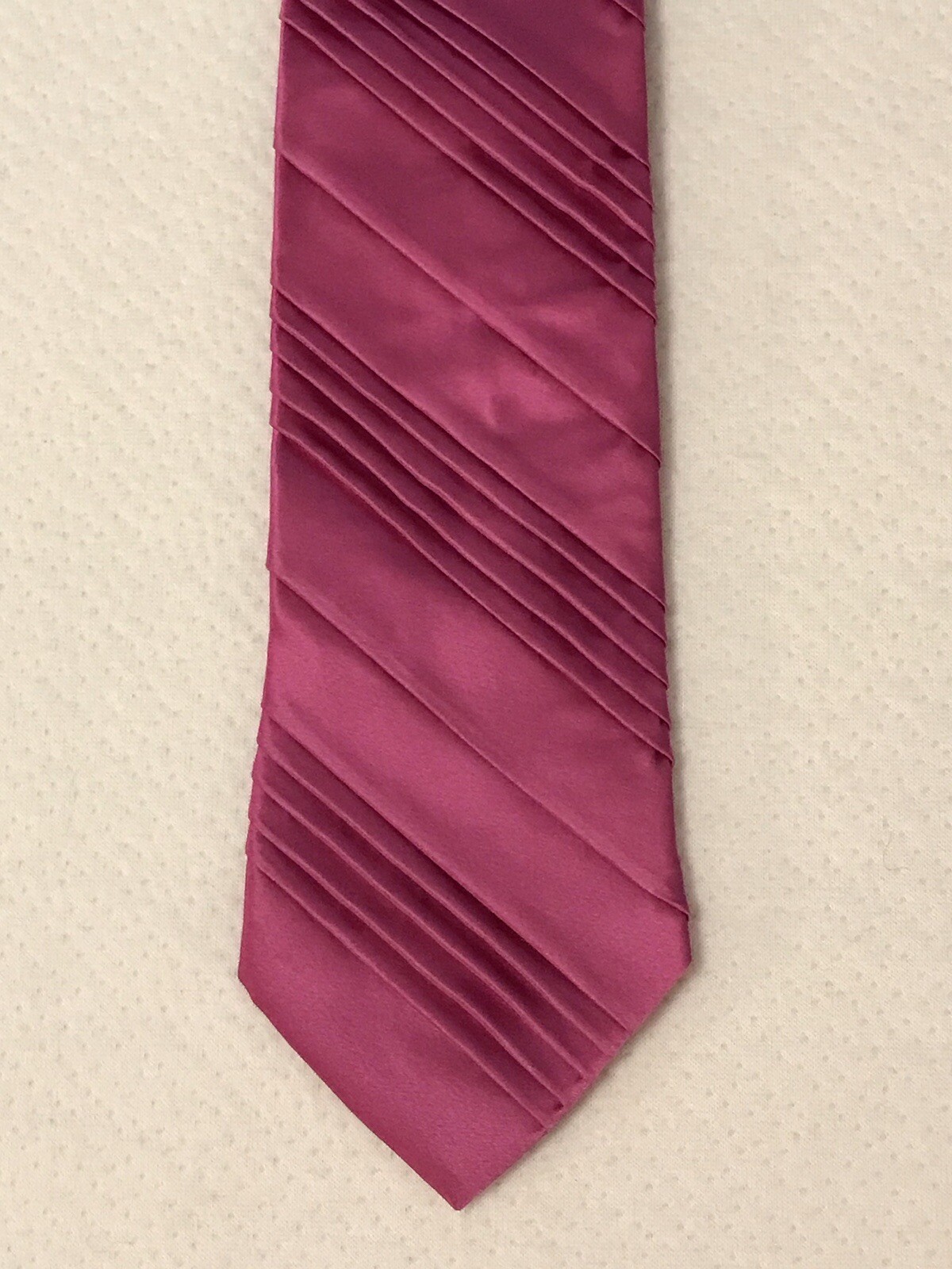 Jhane Barnes Silk Satin Look Neck Tie NEW Pleated Solid Pink 56” x 3 1/4” Formal