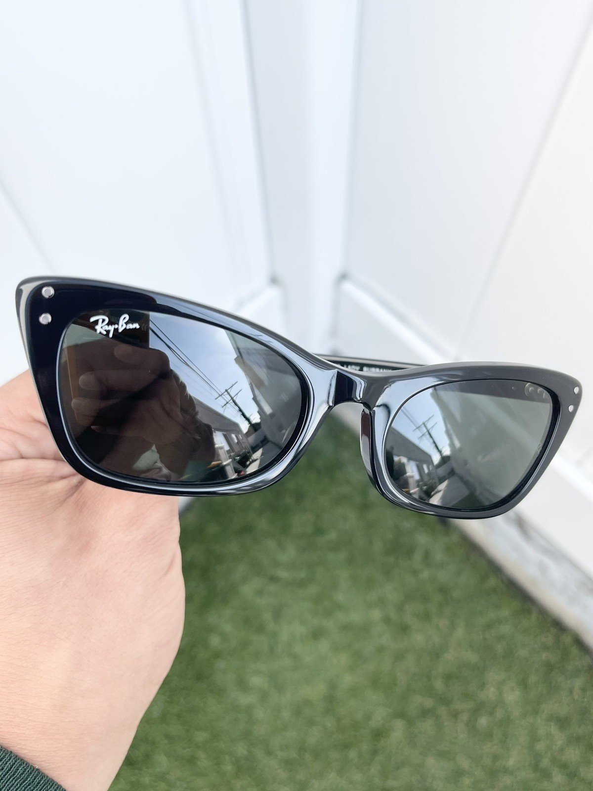NEW Ray-Ban Lady Burbank RB2299 2299 Black Frame G15 Lens Size 52/20