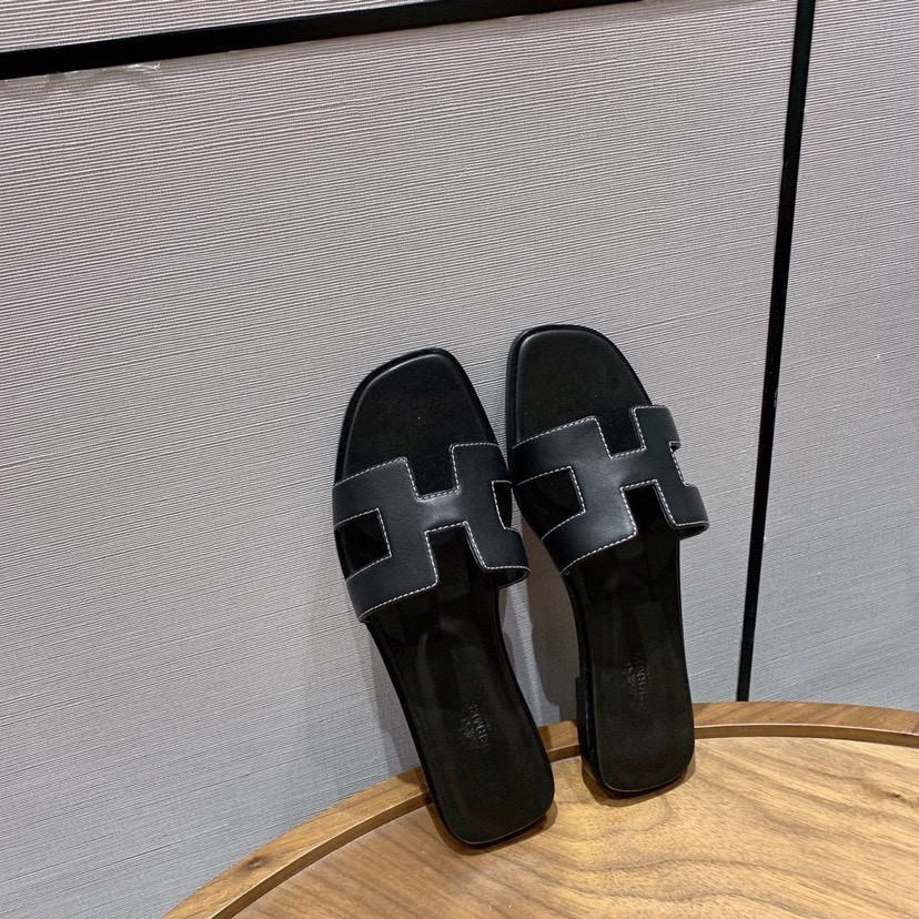 Hermes Oran Slip-On Sandals Women Size EU39 Black