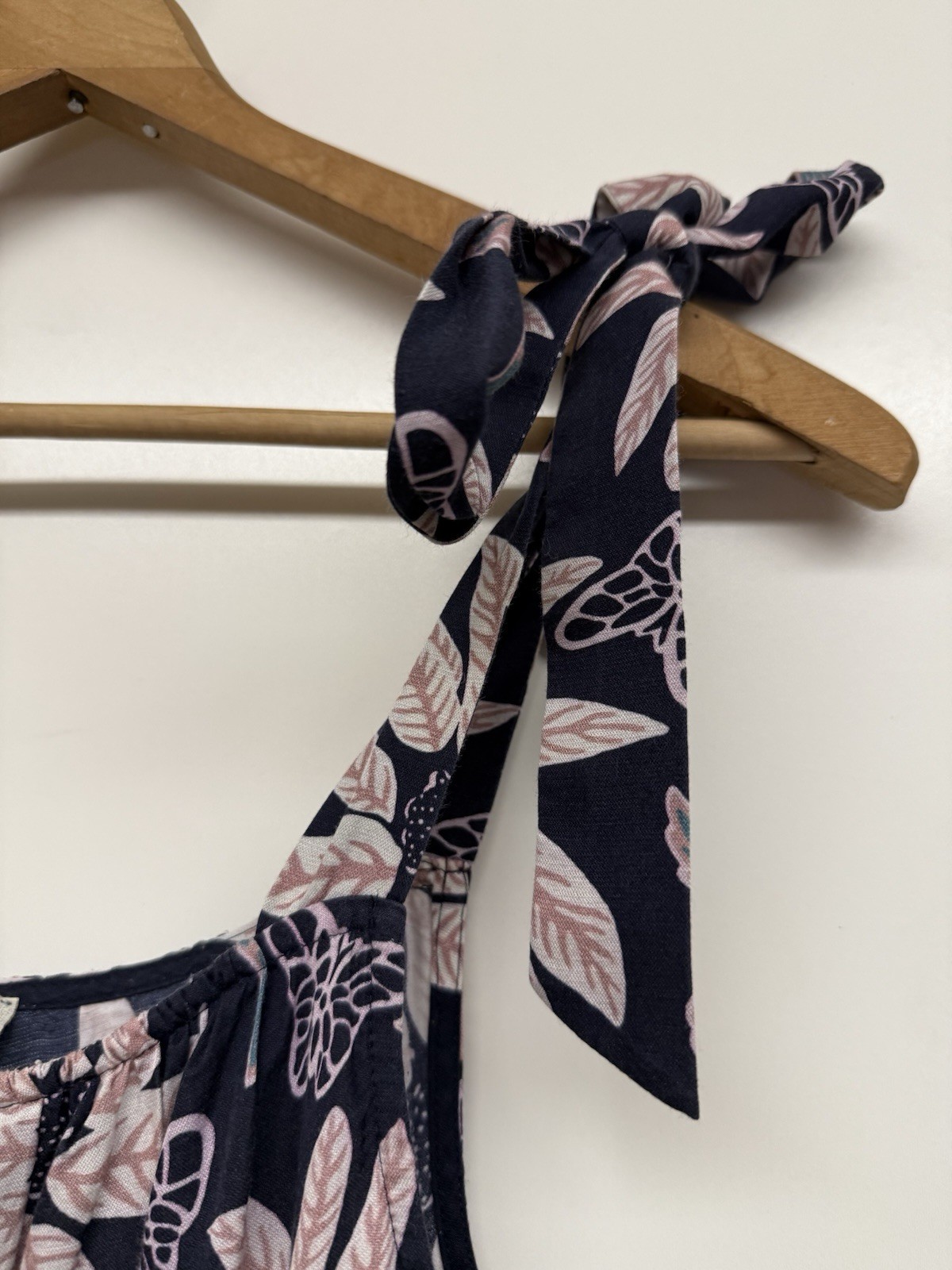 Outerknown Leighton Floral Birds Butterfly Navy catalina Maxi Dress Small