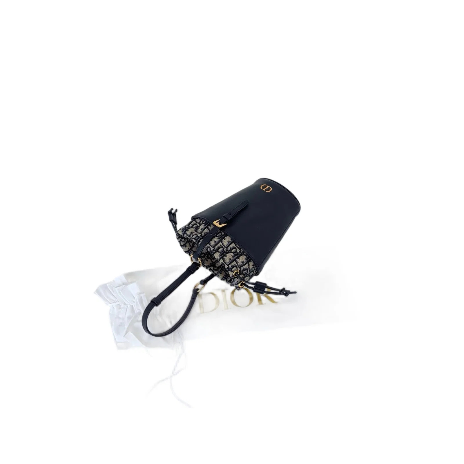 Dior Bucket Black Beige Navy Oblique Calfskin (pa072426a0r)