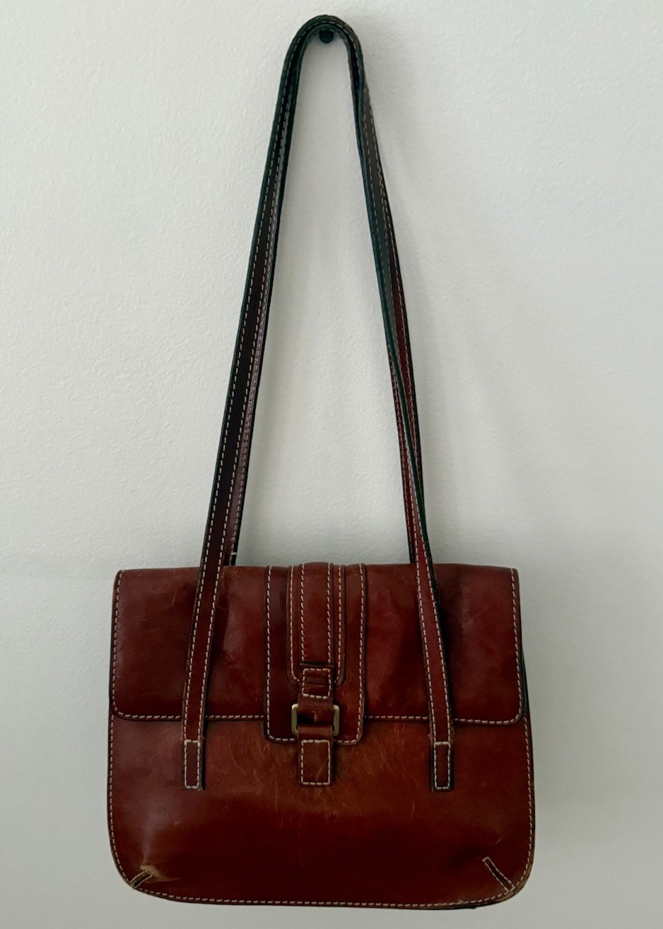 Fossil Brown Shoulder Bag Magnetic Flap Buckle Accent Gold Hardware Lined