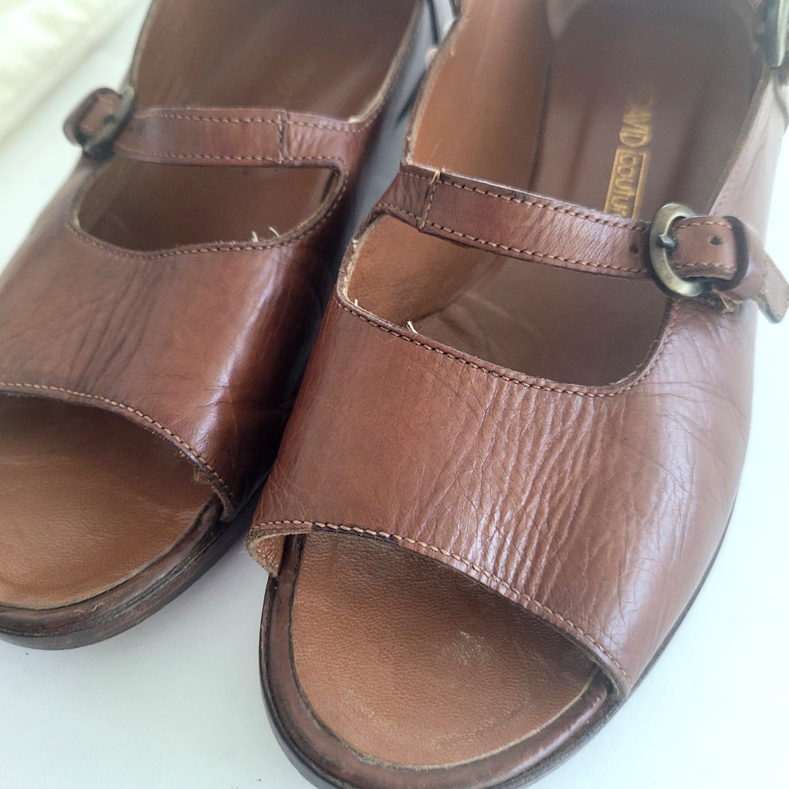 Joan & David Couture 7 Brown Open Toe Strappy Flat Handmade Italy Staps Women’s