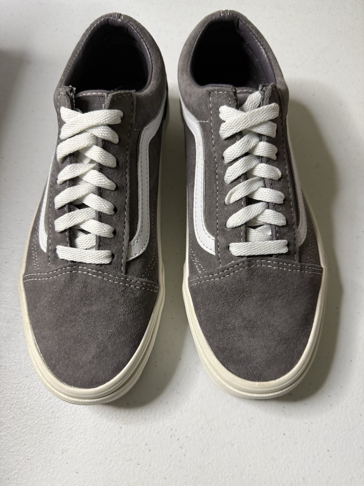 VANS Old Skool Gray/White Suede Low Top Lace-Up Water Resistant Sneakers