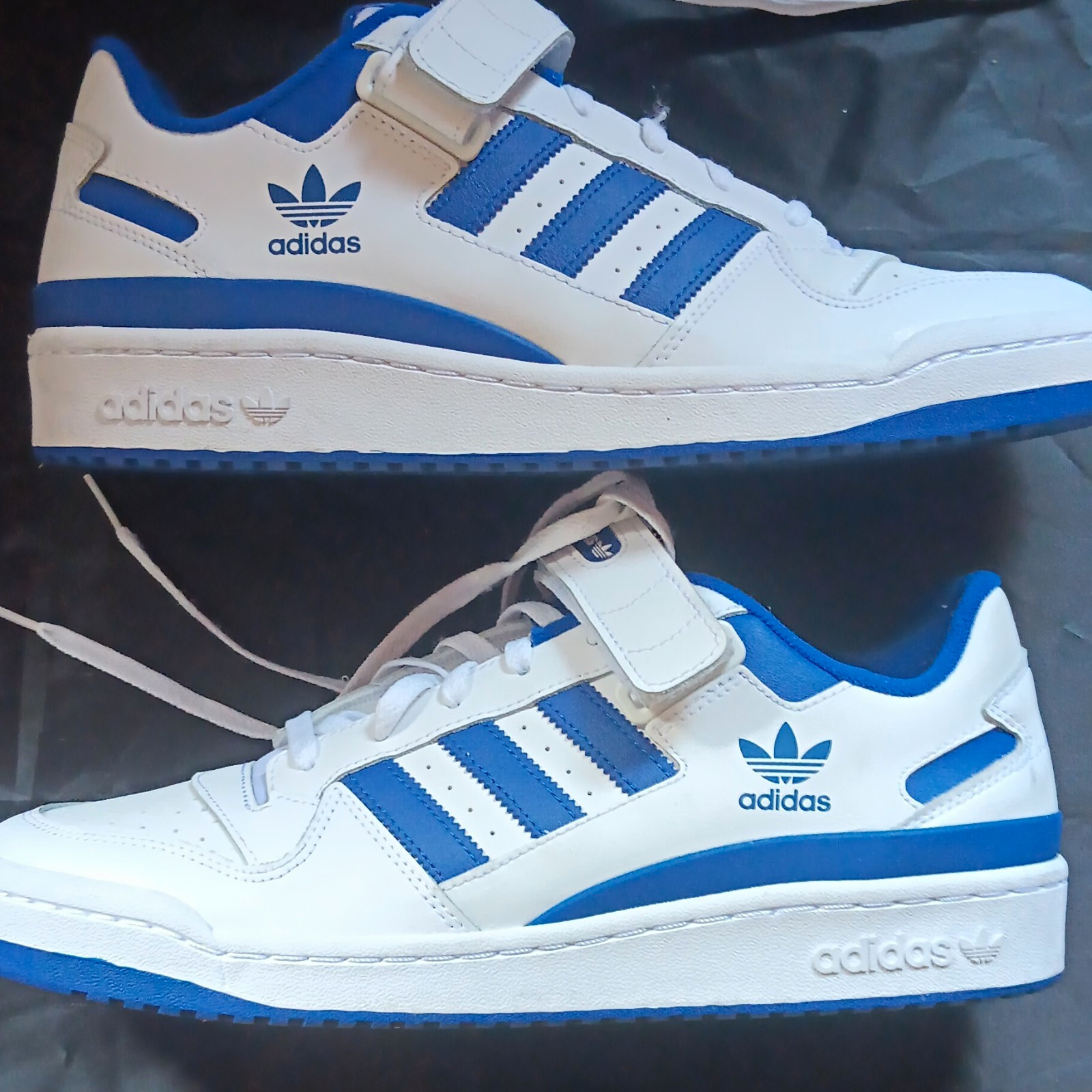 adidas Forum Low Men’s Low Top Lace-Up Sneakers White/Blue Adjustable Strap