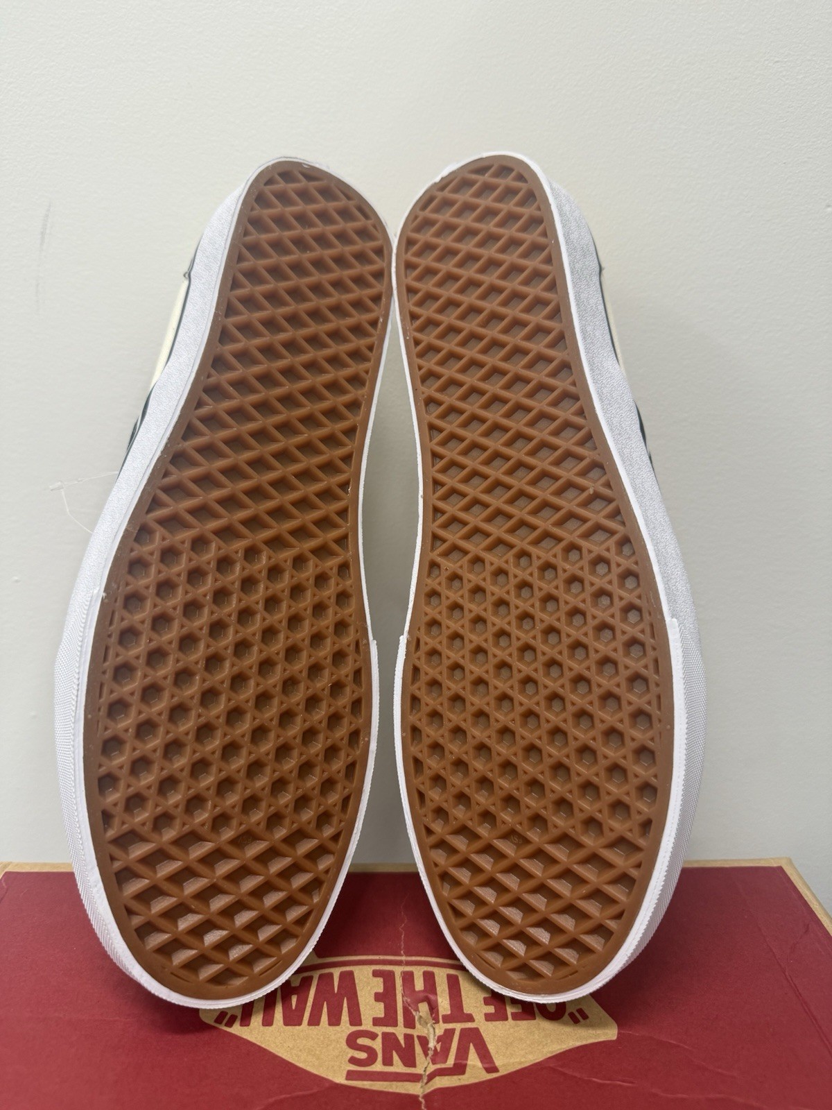 VANS Classic Slip-On Canvas Shoes Black White Checkerboard VN000EYEBWW Men’s Sz
