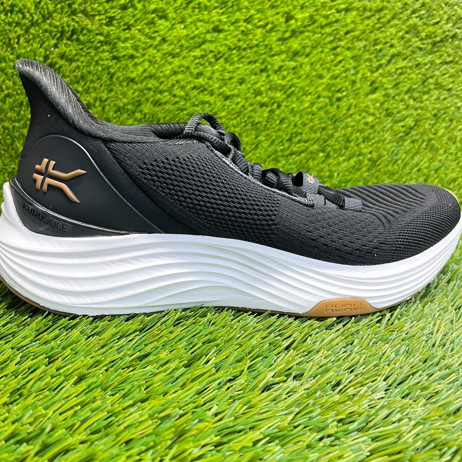 Kuru Atom 2 Womens Size 9 Black White Athletic Running Walking Shoes Sneakers
