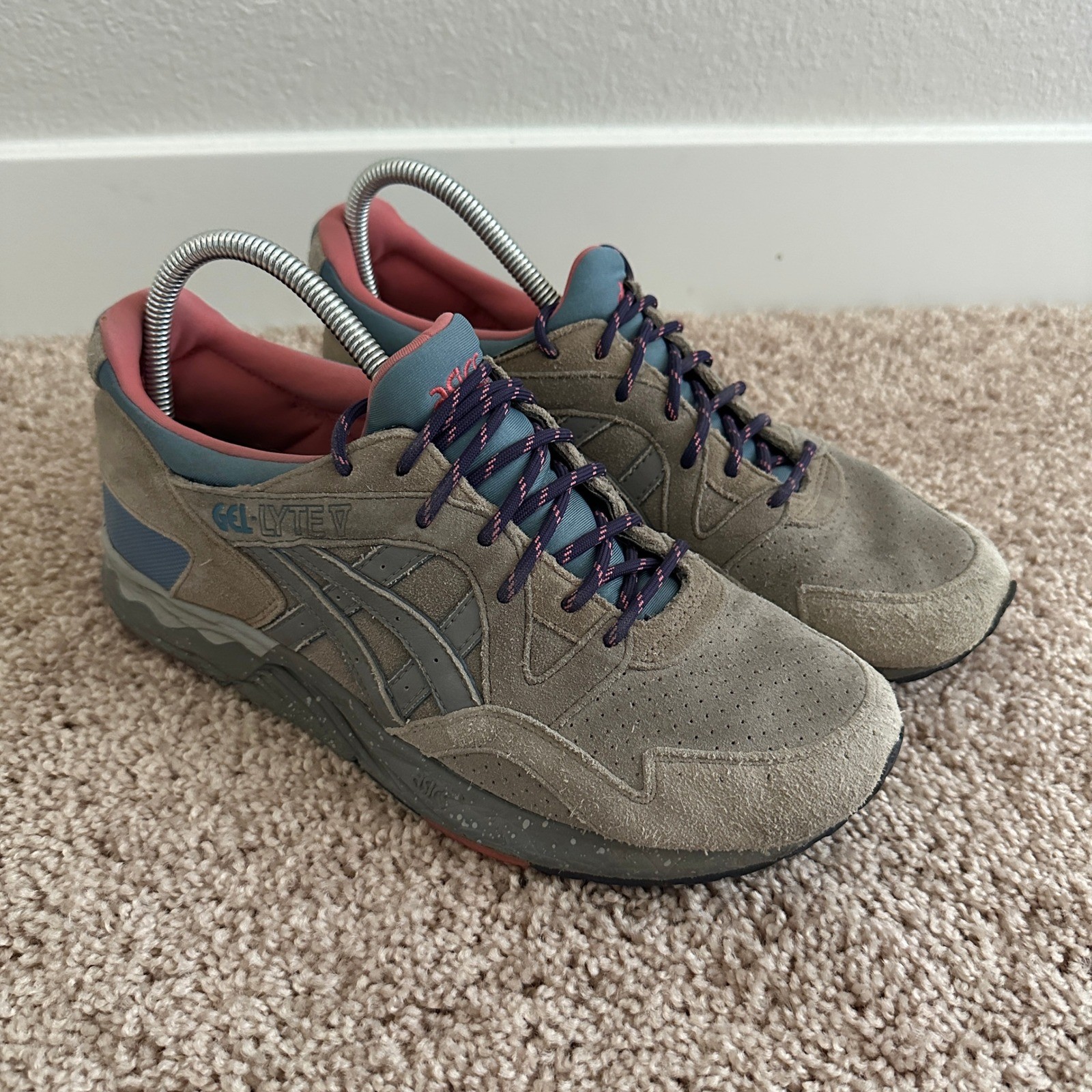 ASICS Gel-Lyte V Sneakers Mens 9 Taupe Grey India Ink H7J4L Suede Lifestyle Shoe