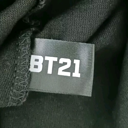GOOD CONDITION BT21 Black Tata Rj JIN JUNKOOK V RM JIMIN SUGA Shirt Sz.X-Small