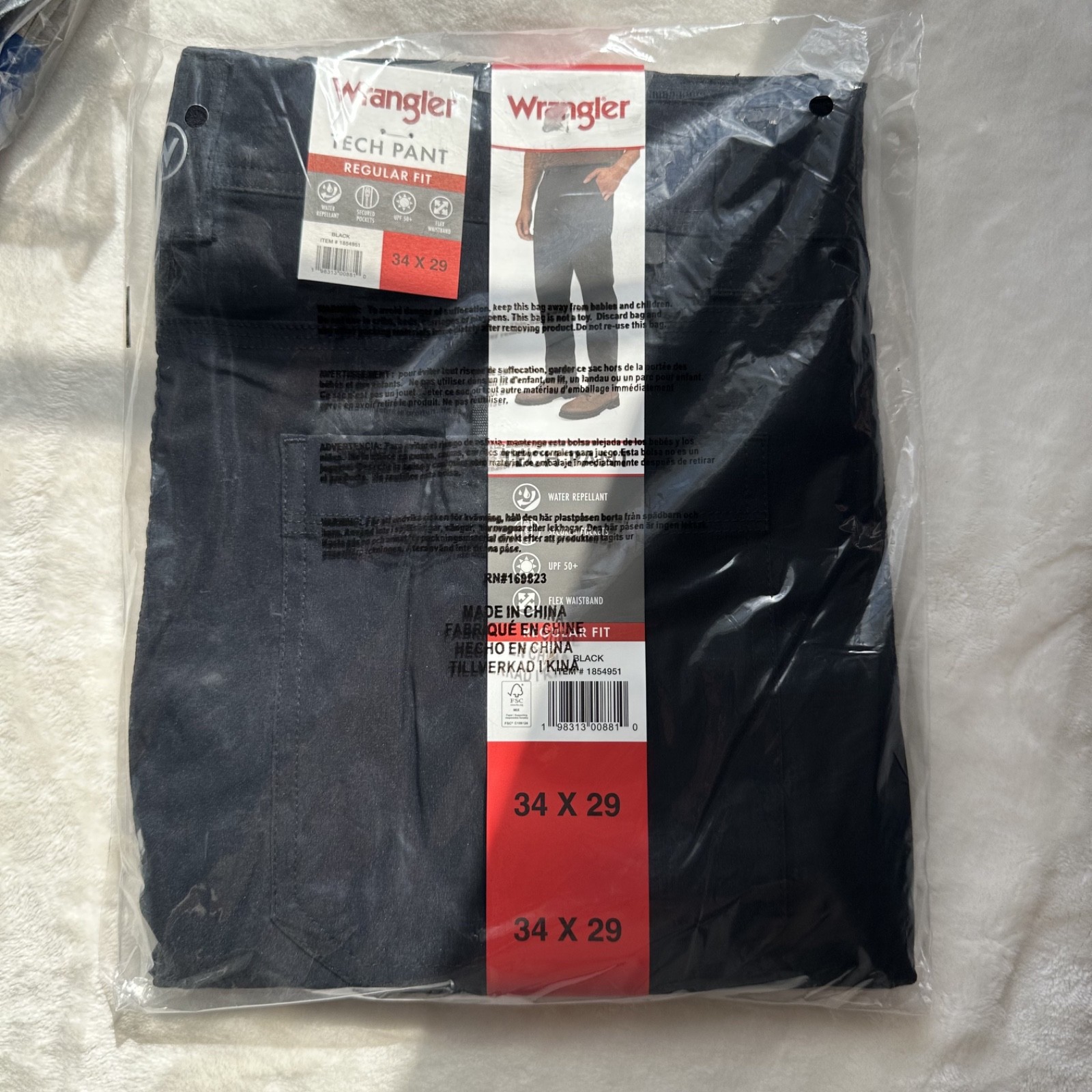 Wrangler Tech Pants Black 34×29 Regular Fit Water Repellent Flex Waist UPF 50+
