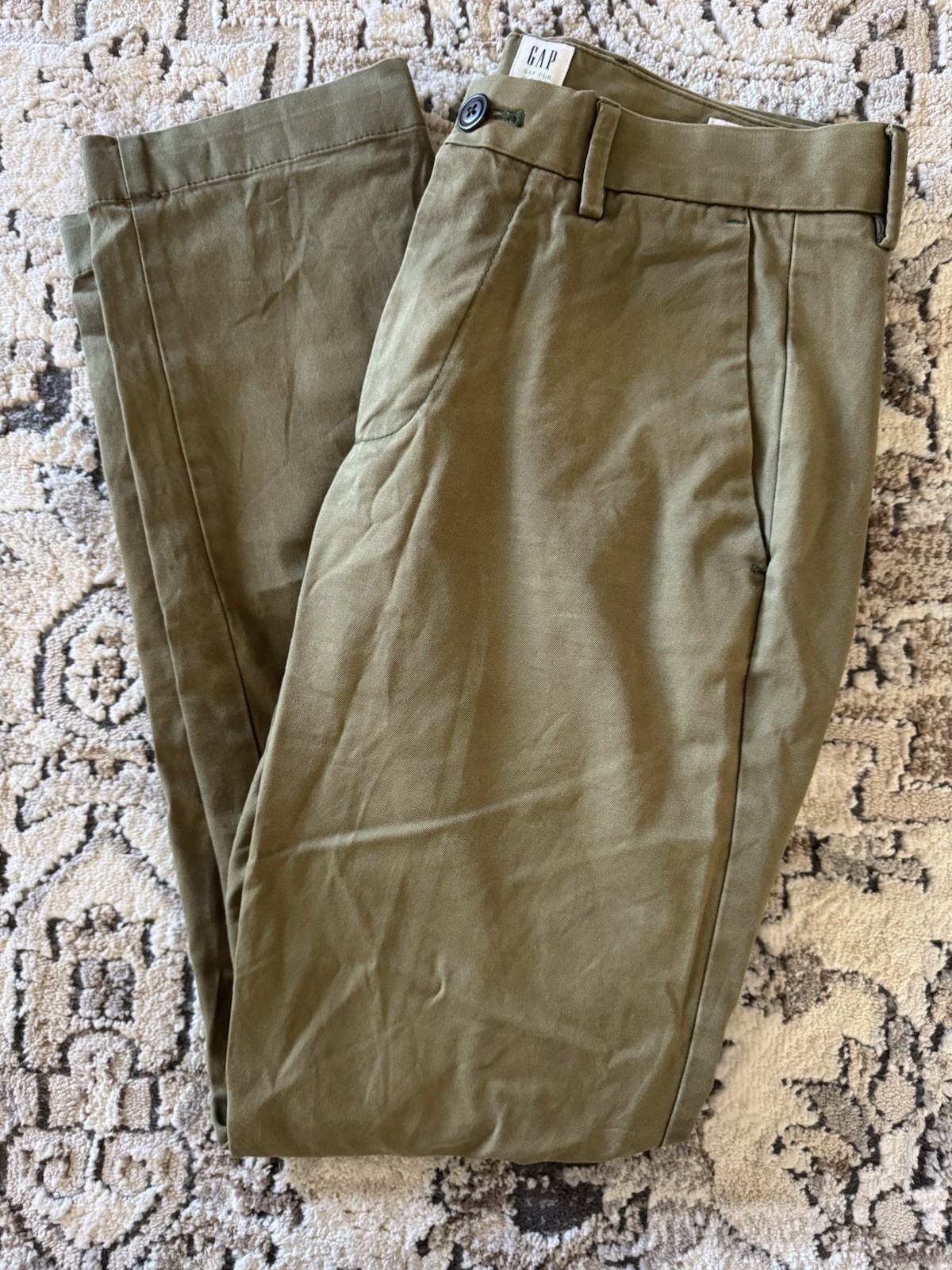Gap Men’s 28×30 Khaki Green Slim Chino Pants