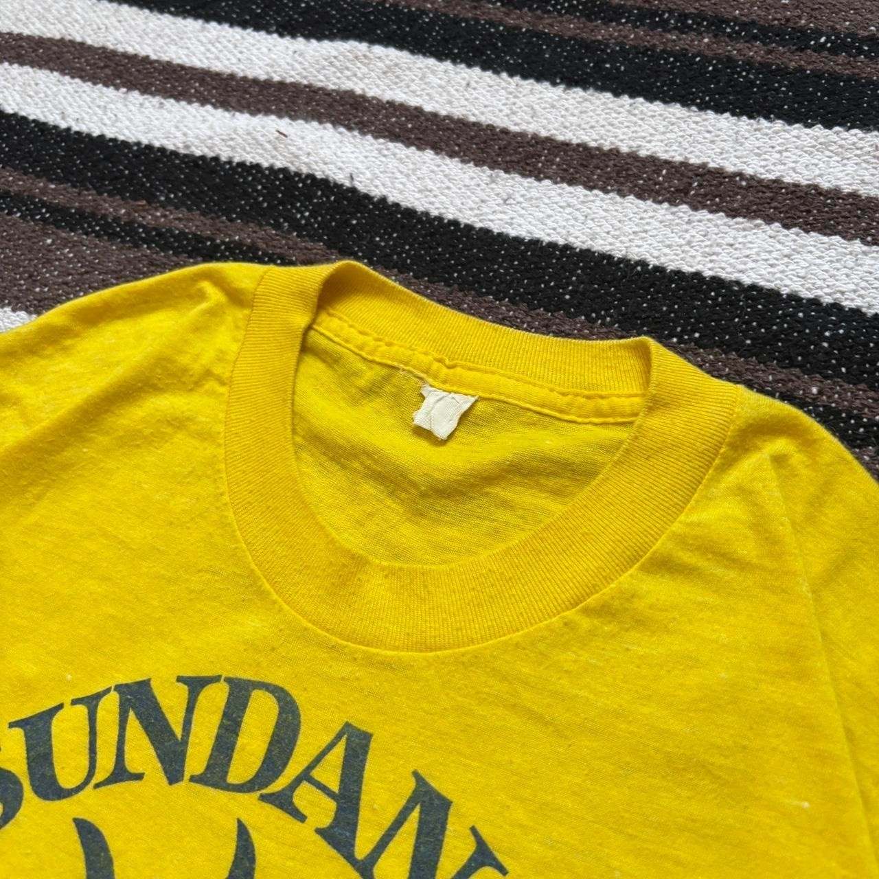Vintage 70s Yellow Sundance School t shirt size LARGE