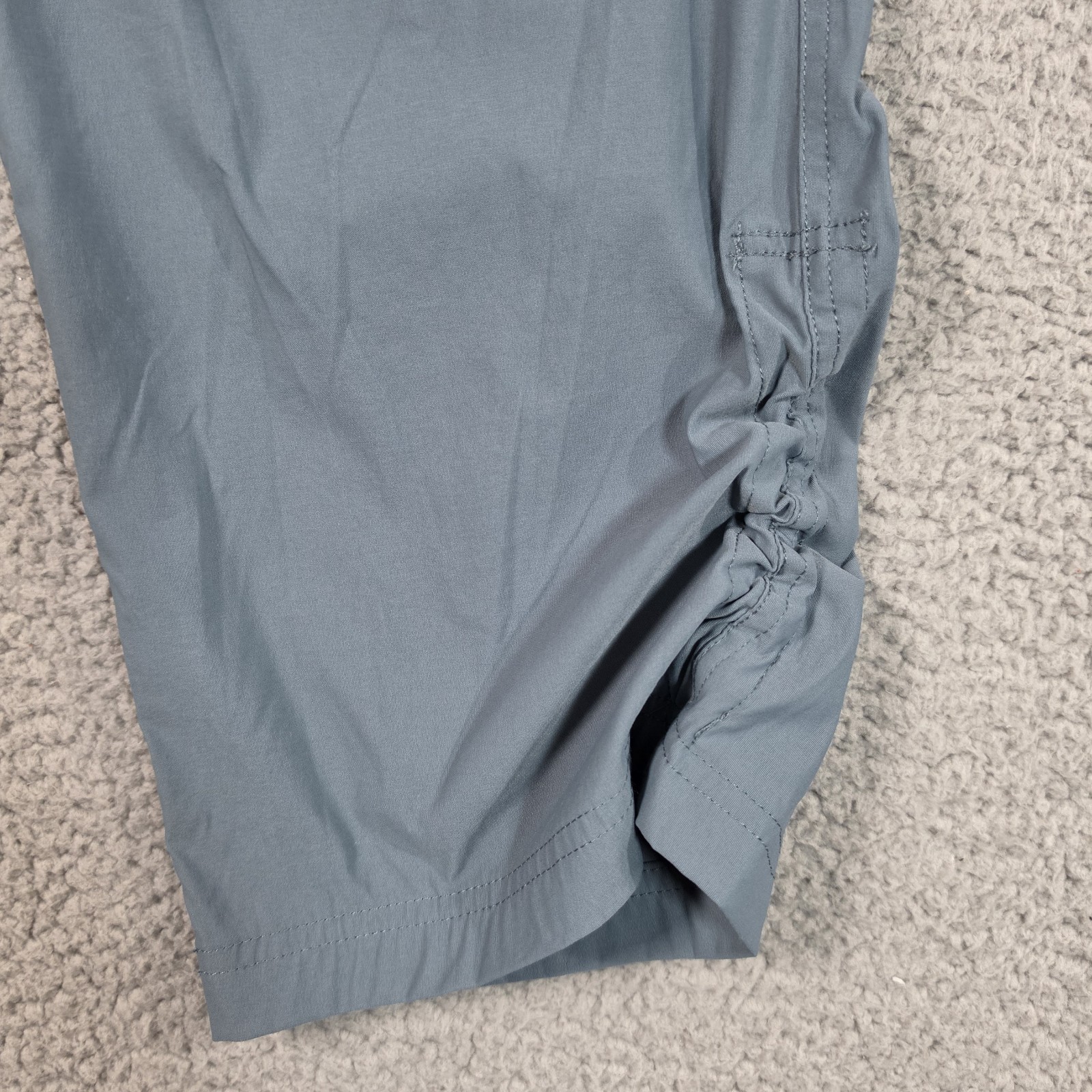 Eddie Bauer Tech Capri Cargo Pants Womens 16 Blue Nylon Stretch Hiking UPF 50+