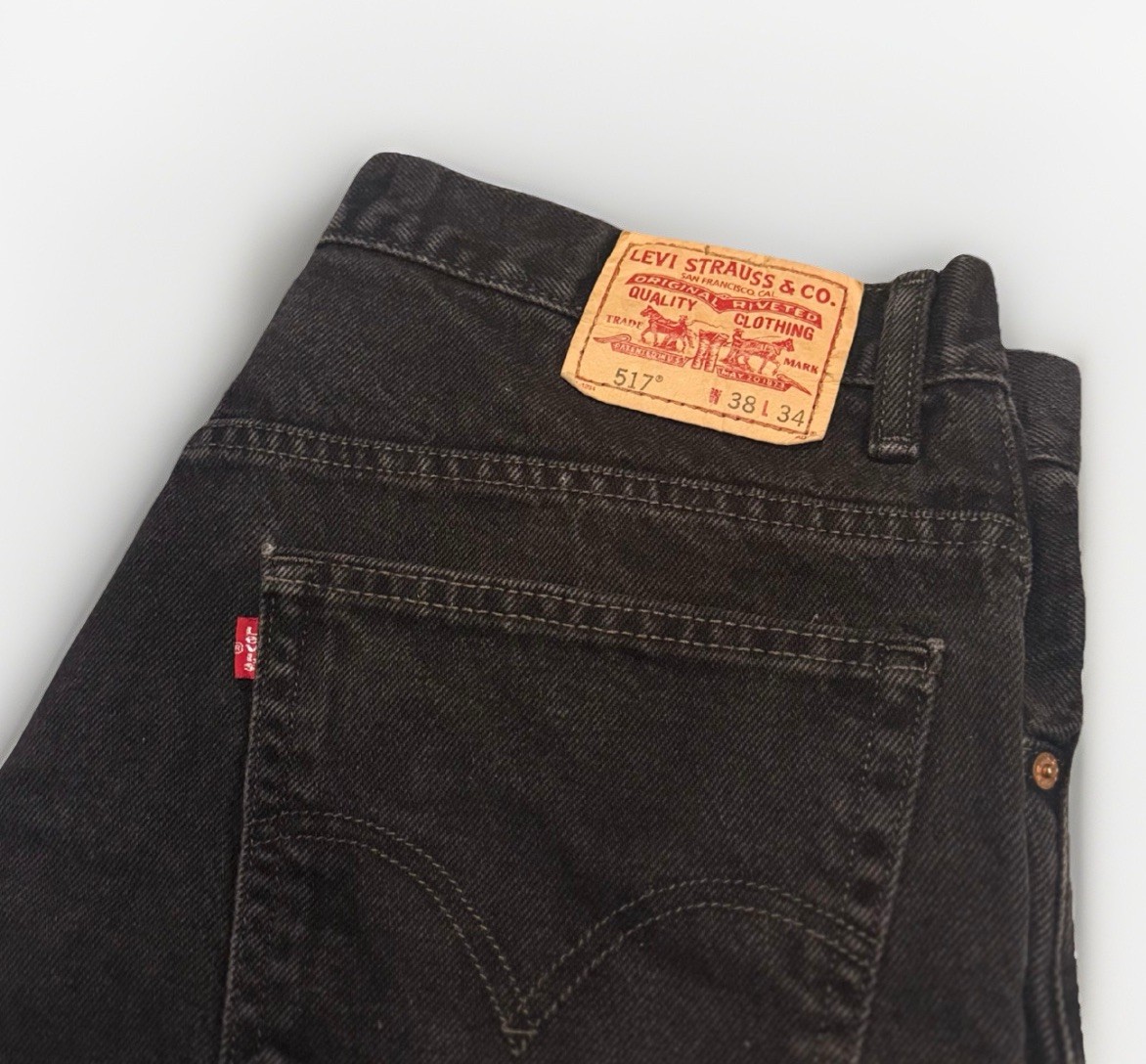 Levi’s 517 Black Boot Cut Cropped Jeans 38×23 Unisex Hemmed Capri Y2K Western