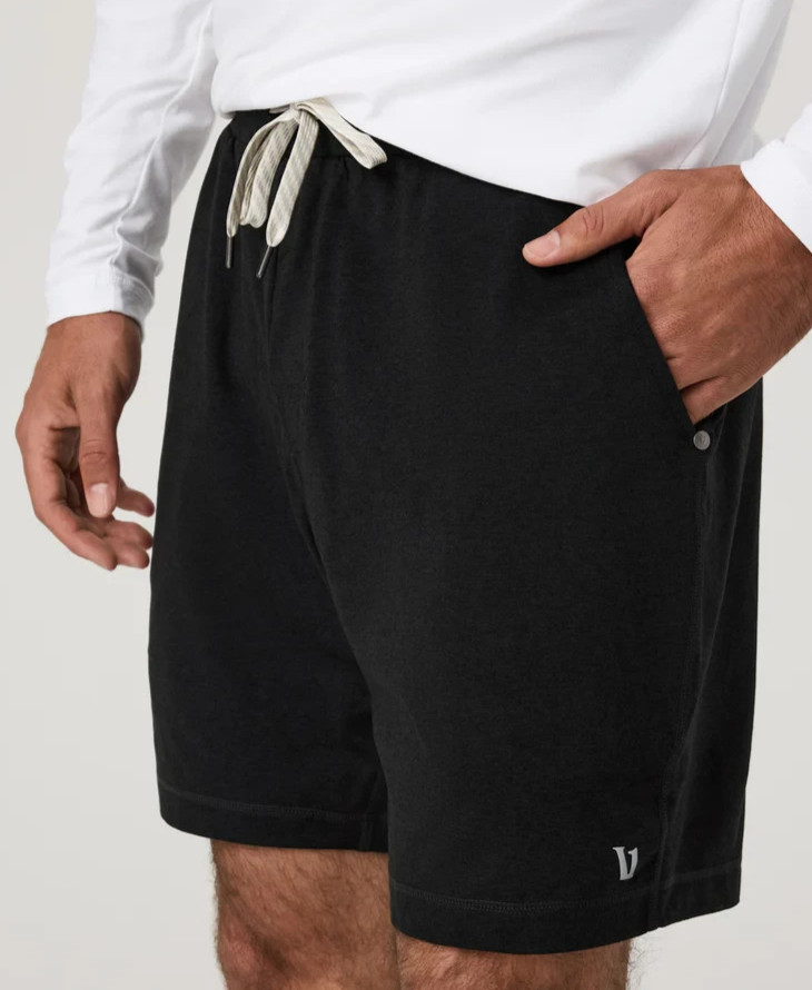 Vuori Ponto Performance Shorts 7″ – V344 – S Small – BLACK HEATHER – $84