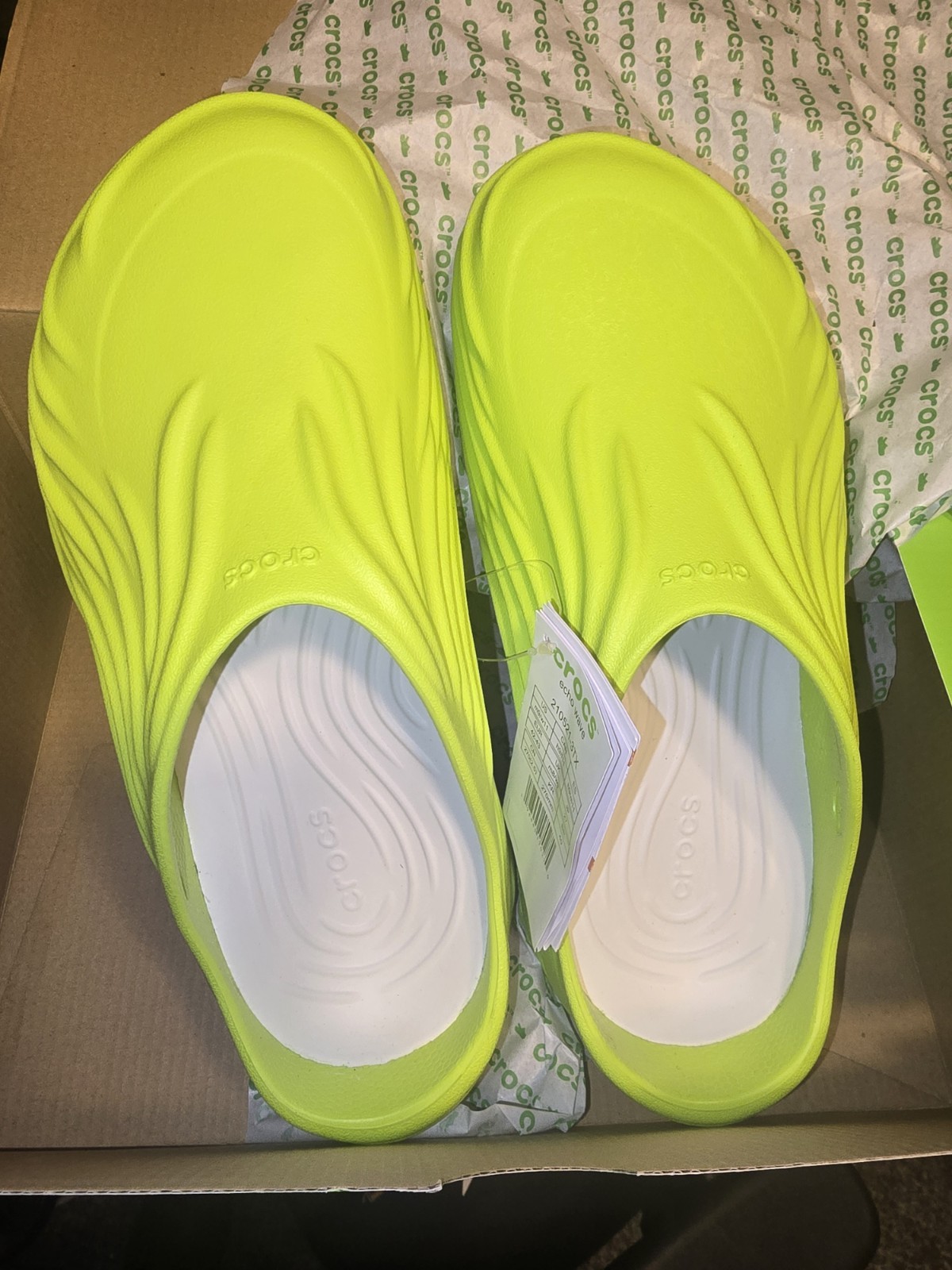 Crocs Echo Wave Lime Punch Volt Sz.9M / 11W