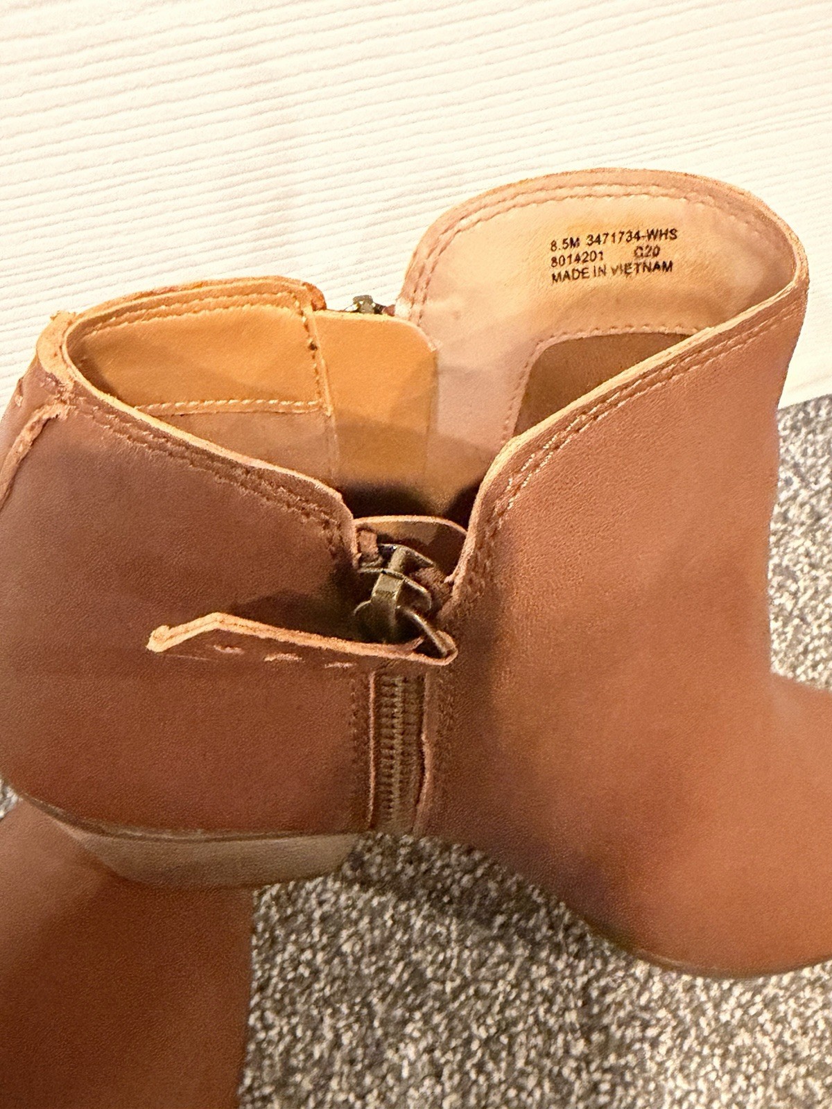 FRYE Judith Women’s Leather Ankle Bootie Side Zip Almond Toe Brown US 8.5 M