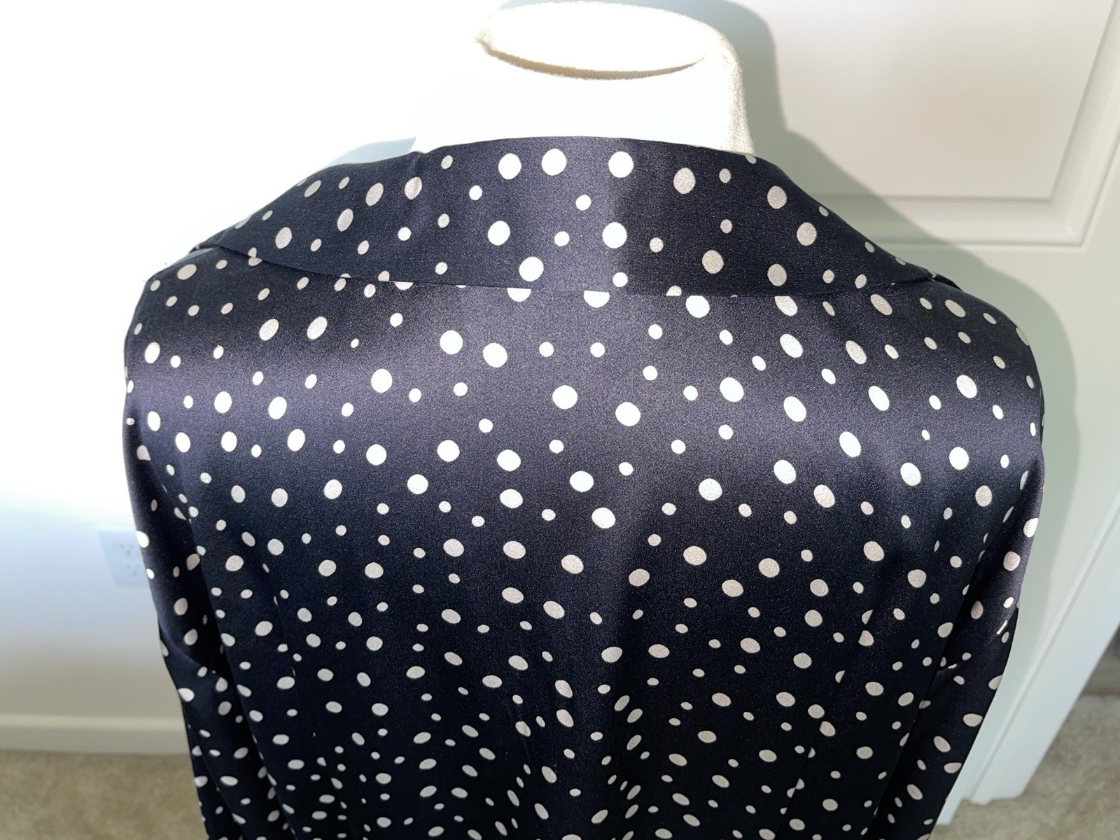 VINCE Camp Collar 100% Silk Deep Marine/Navy Blue Polka Dot Blouse 2X