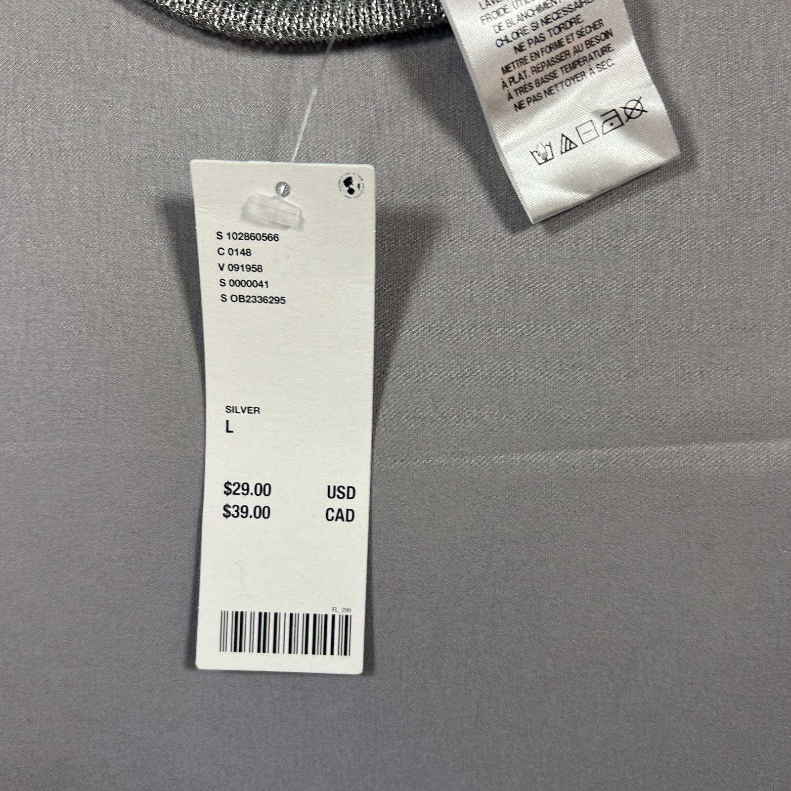 Urban Outfitters Thea Chainmail Mesh Halter Top Womens Large Silver Cowl Neck