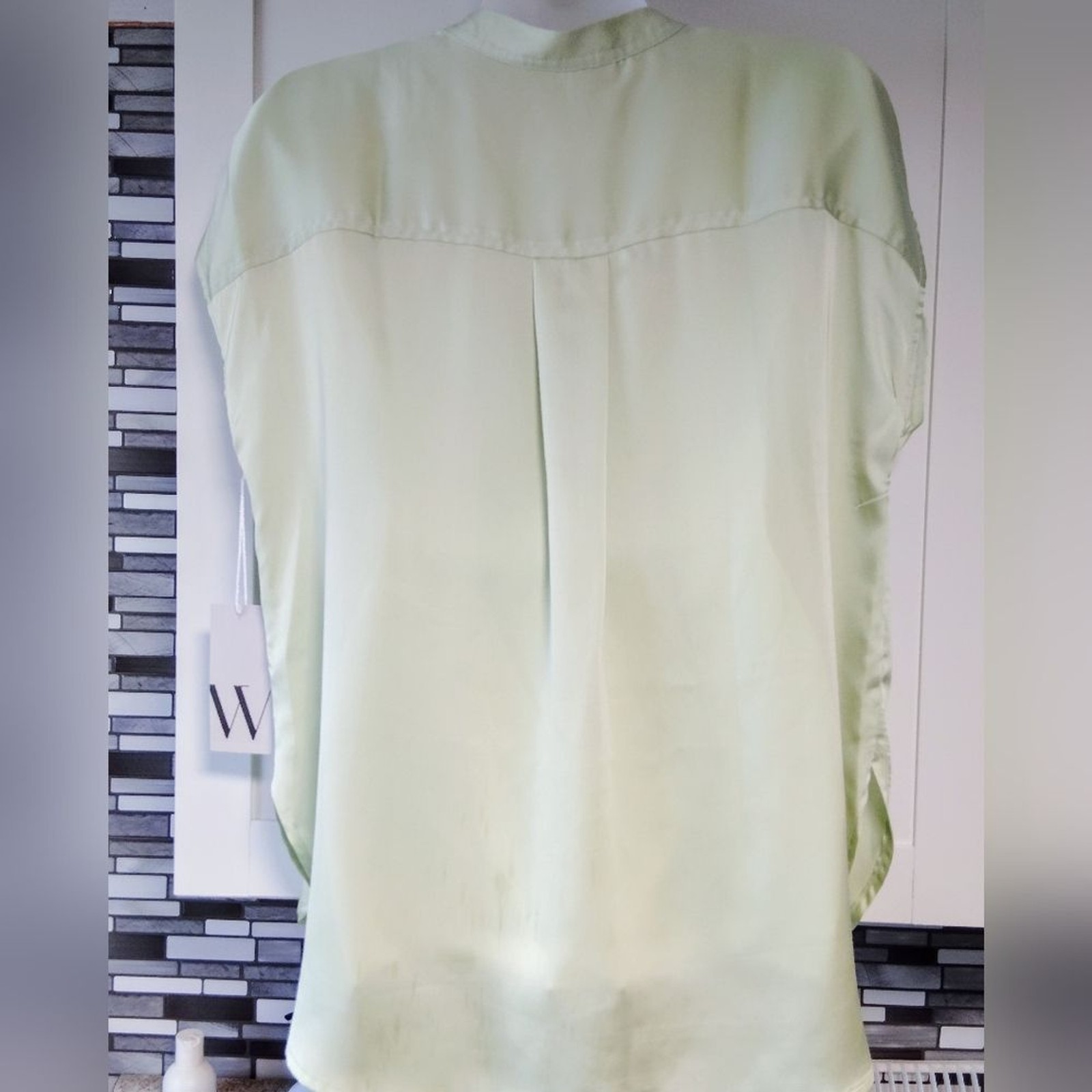 NWT -Worthington flowy half button down blouse