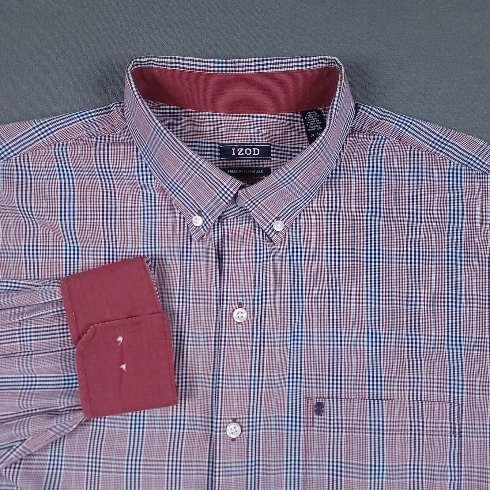 Izod Men’s XL Button-Down Flip Cuffs Long Sleeve Shirt Red Plaid
