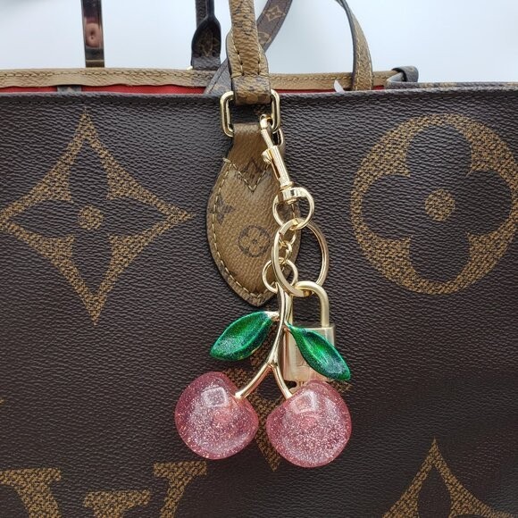 Louis Vuitton Gold Lock 🔒 Authentic LV Key + Unbranded Apple Bag Charm