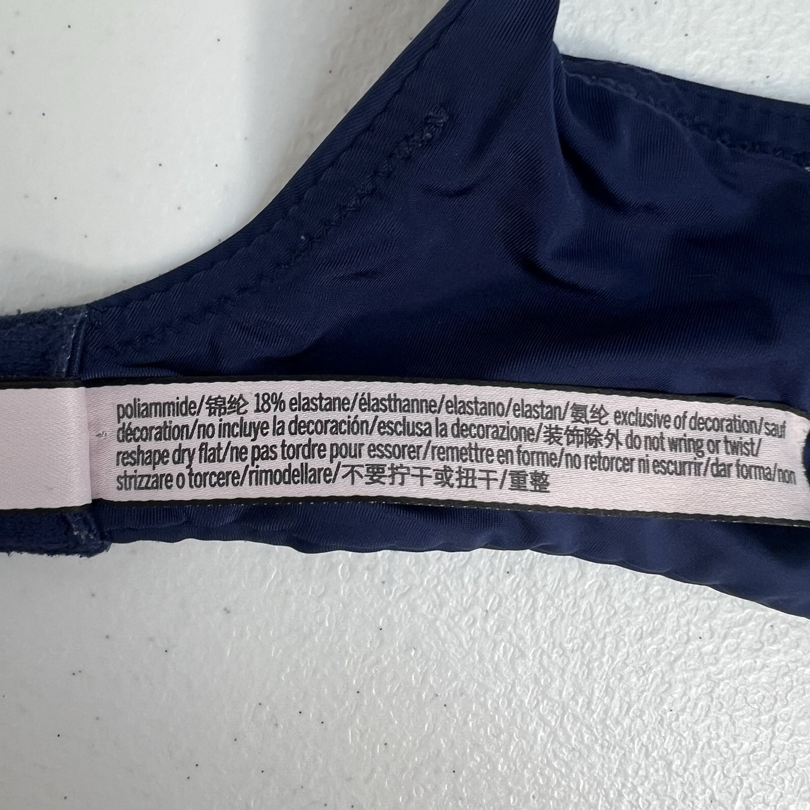 Victoria’s Secret 32D Bra Uplift Semi Demi Push-Up Underwire Multiway Straps
