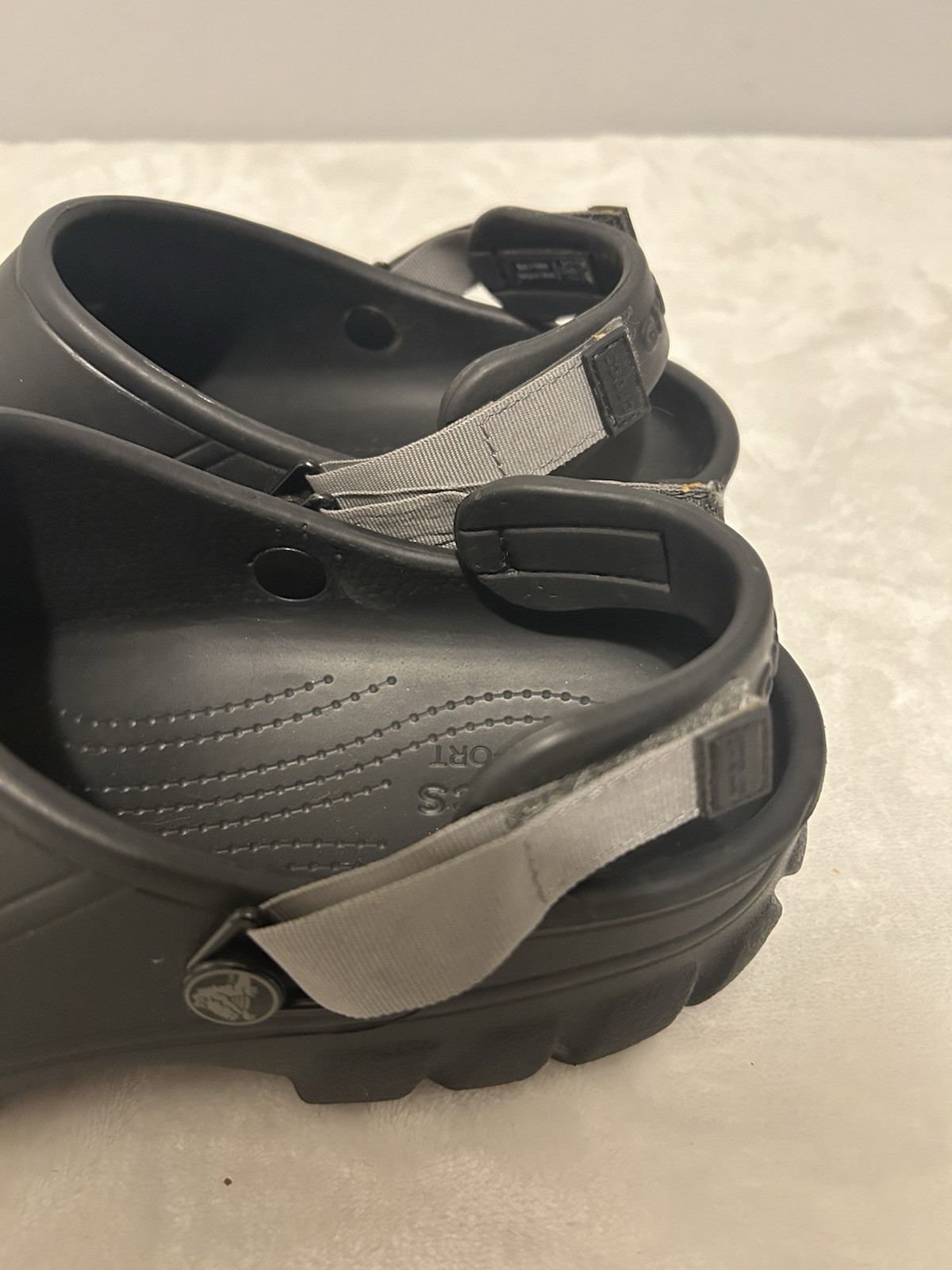 Crocs Offroad Sport Clogs Men’s Size 12 Black Slip-On Shoe Adjustable Straps
