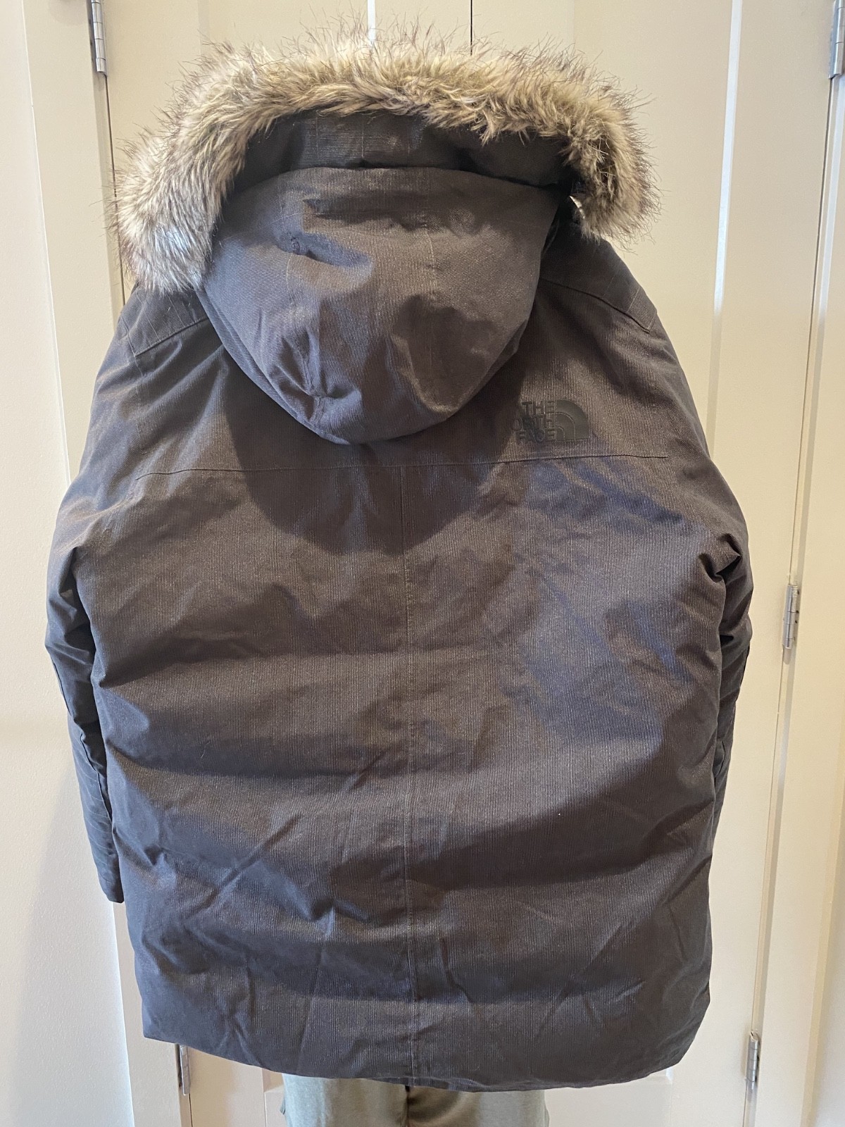 The North Face Outer Boroughs Parka Men’s Large 550 Down DryVent Fur Hood Gray