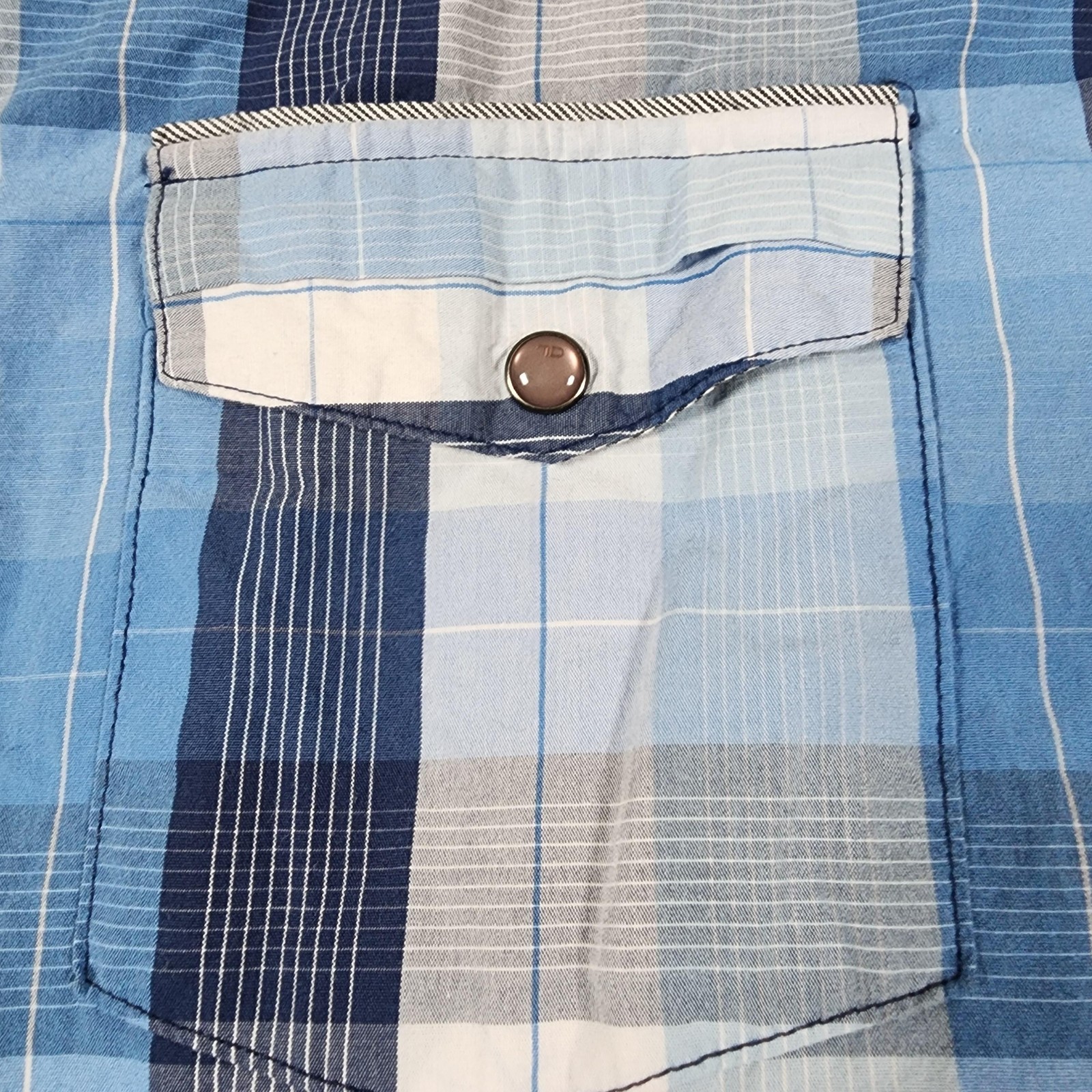 7 Diamonds Shirt Mens Large Blue Plaid Short Sleeve Button Up Snap Pockets Trim