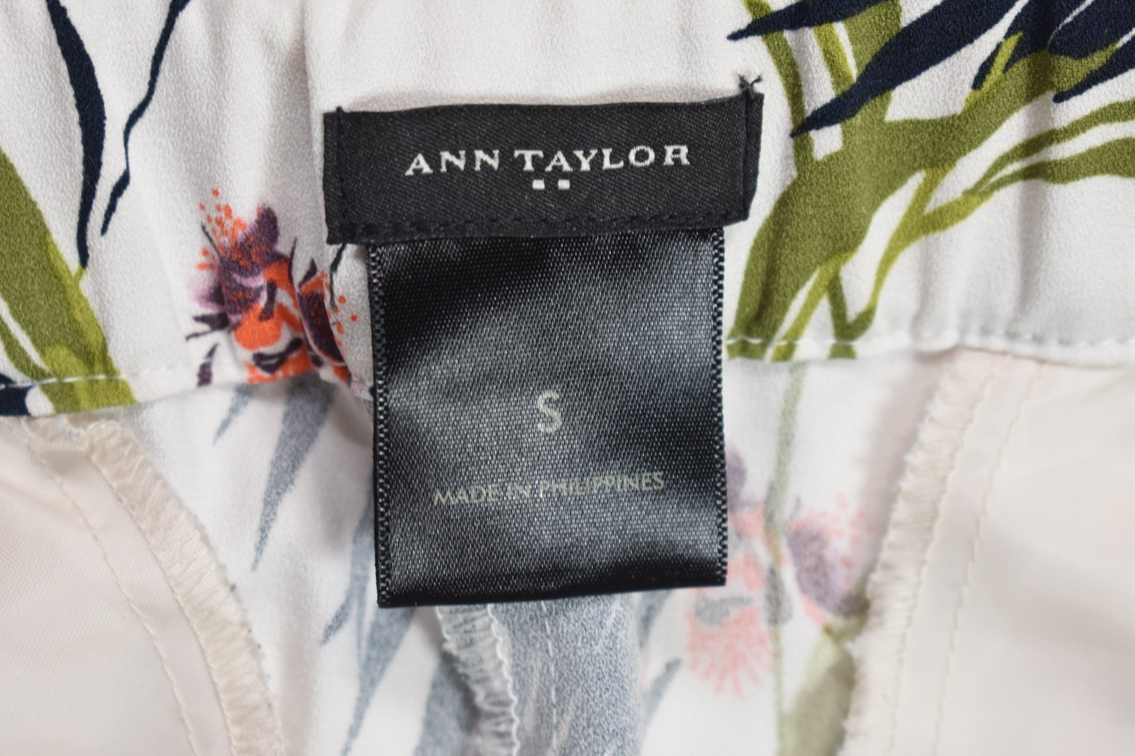 Ann Taylor Patterned Pants