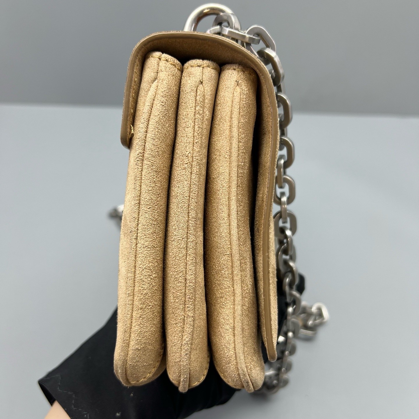 Prada Pre-Owned Authentic Chain Bag 24*15*6cm Nubuck Free Tracked Shipping