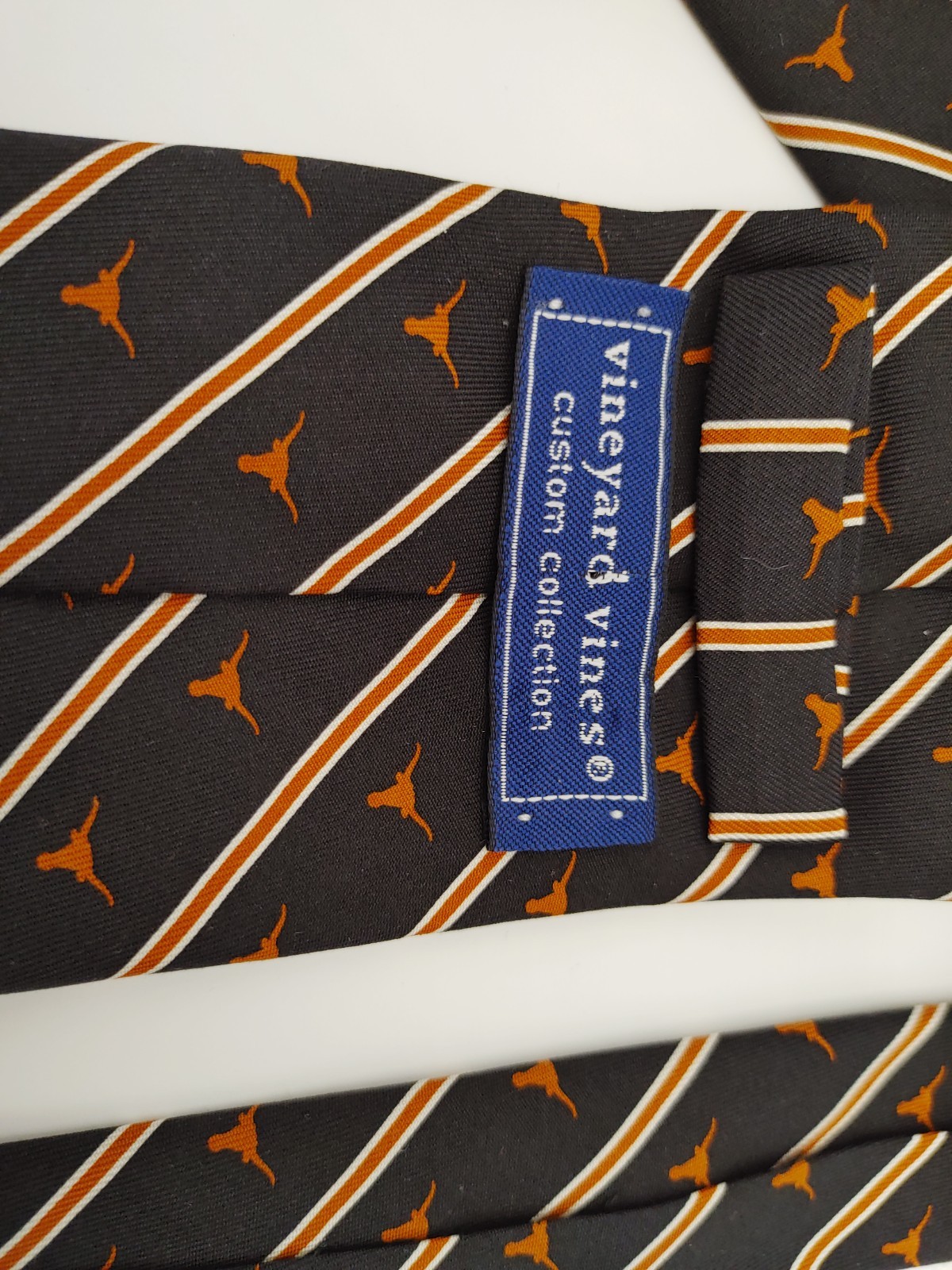 University Texas Longhorns Vineyard Vines Necktie Black Tan Brown Orange Silk