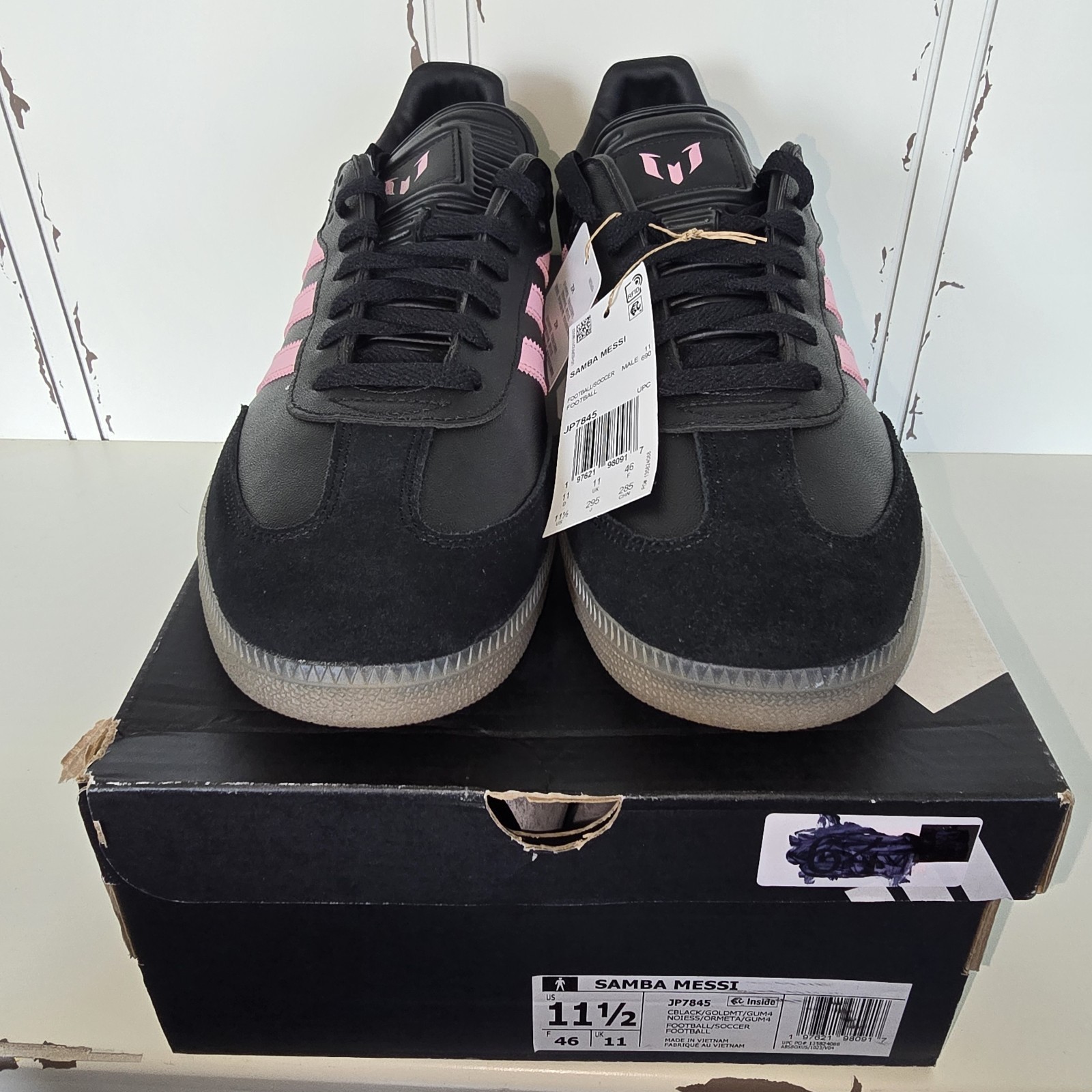 adidas Samba Messi Men’s Shoes Black/Pink/Gum, Size 11.5, JP7845