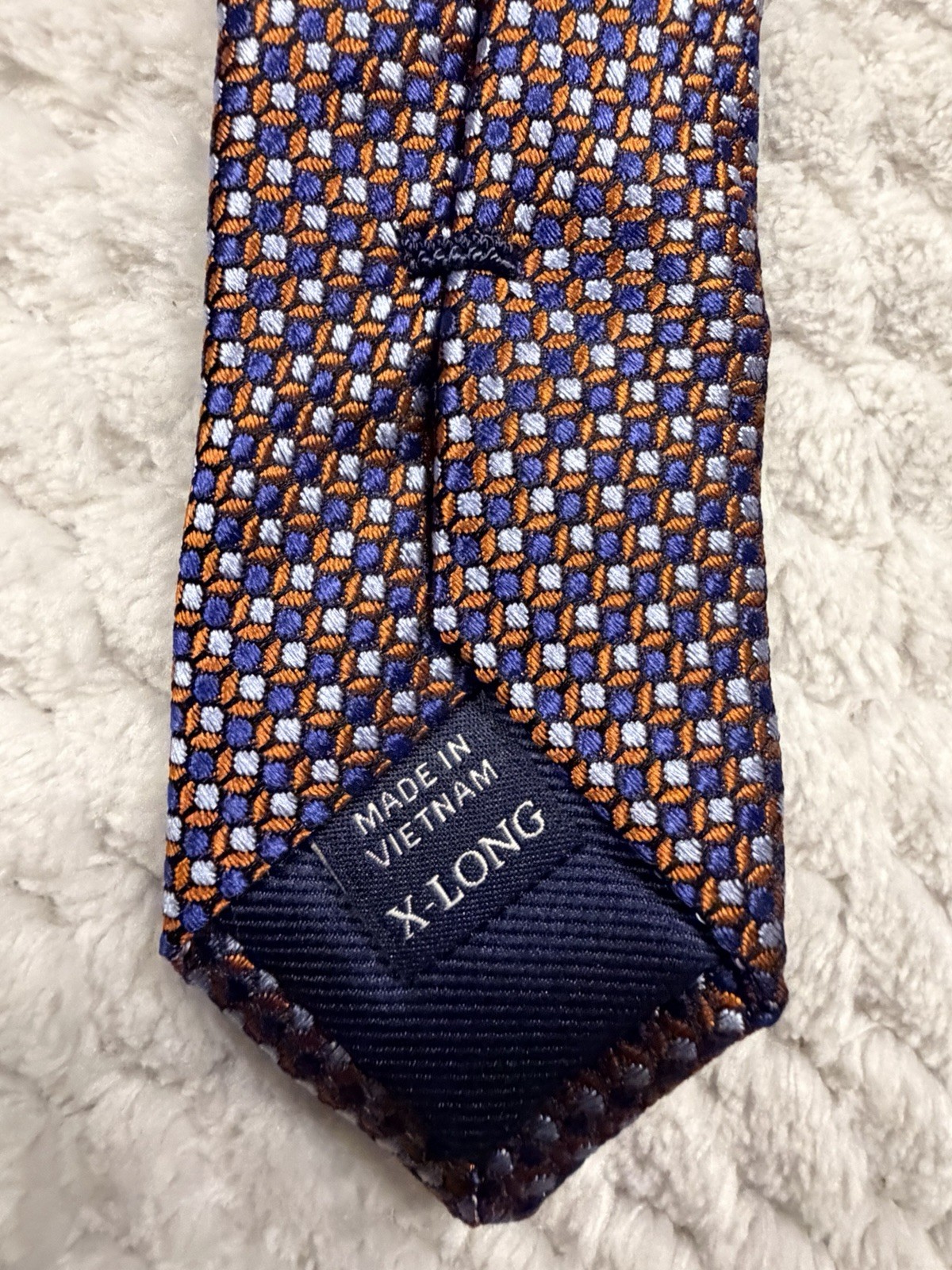 Jos A Bank Traveler Collection Maroon Microdot Silk Tie Extra Long 64inches