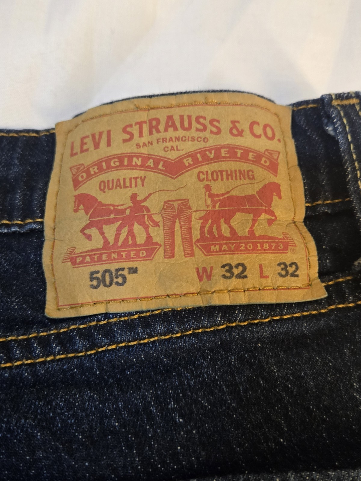 Levi’s 505 Regular Fit Jeans Men’s 32×32 Dark Wash Straight Leg Denim Red Tab