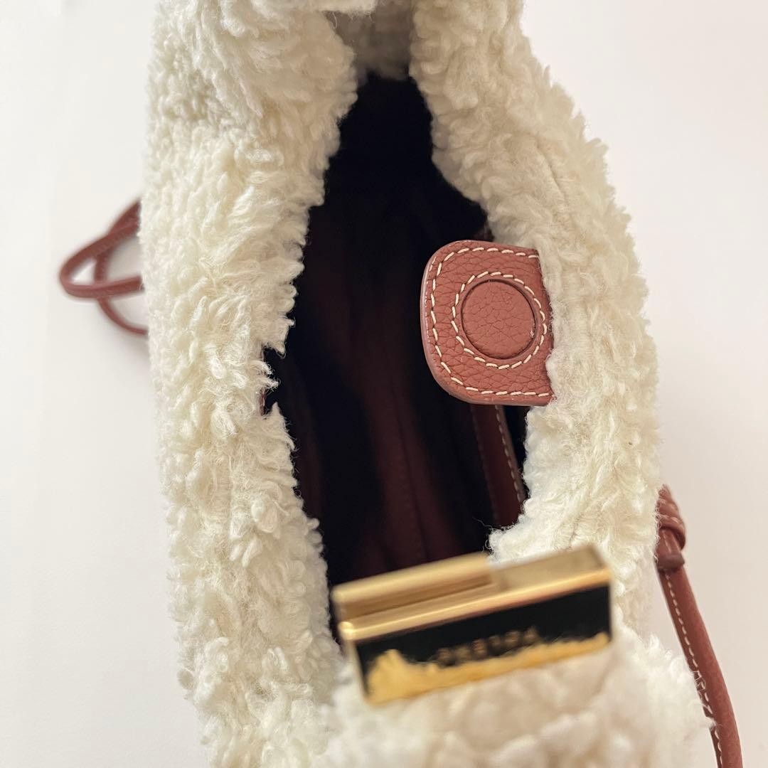 POLENE Berry Boucle Ecru Shoulder Bag Boa Leather from Japan
